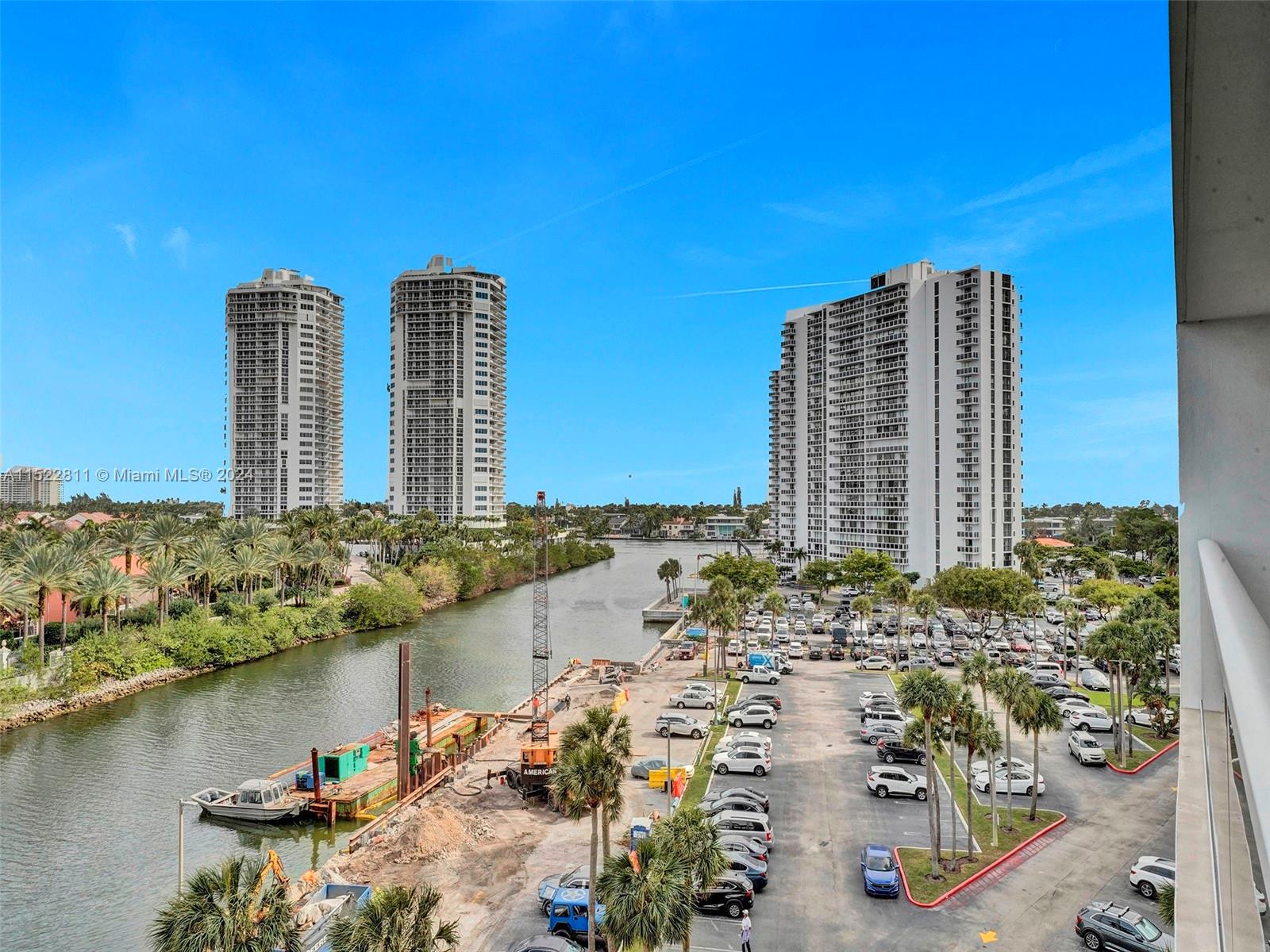 3701 N Country Club Dr 709, Aventura, Florida 33180, 2 Bedrooms Bedrooms, ,2 BathroomsBathrooms,Residential,For Sale,3701 N Country Club Dr 709,A11522811