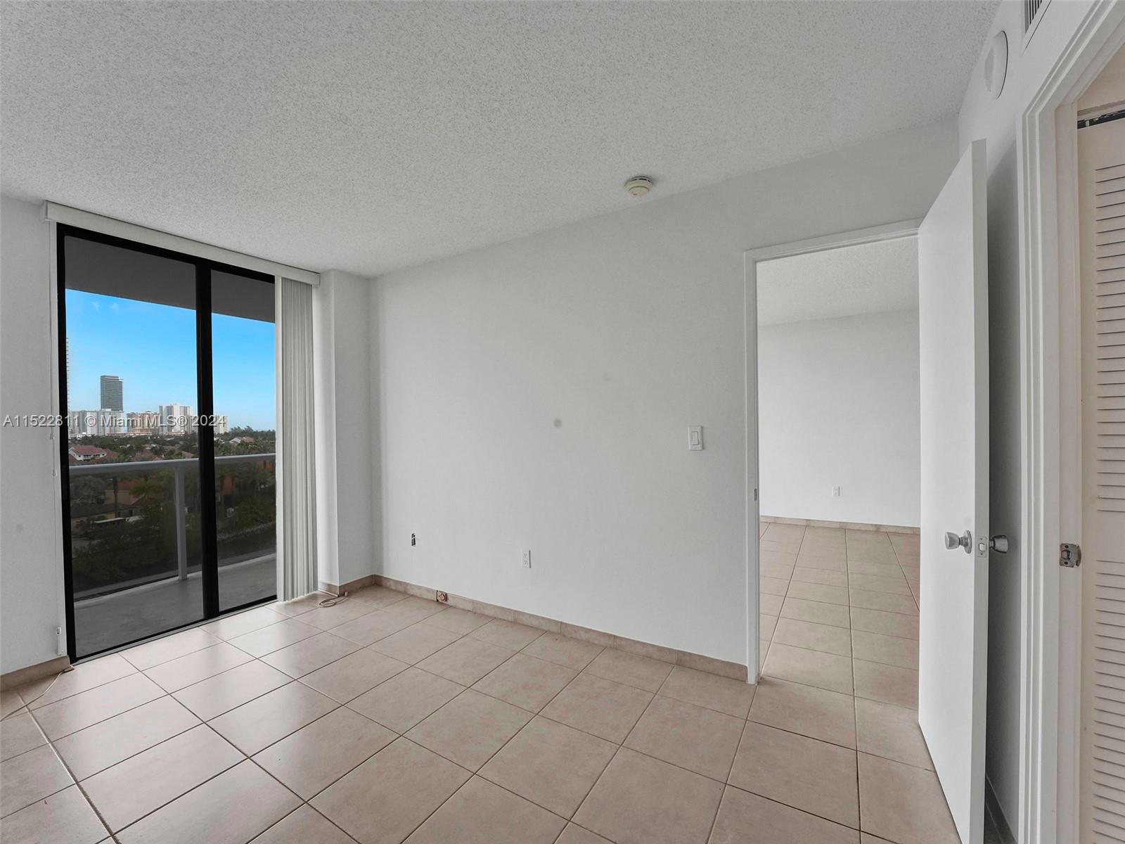 3701 N Country Club Dr 709, Aventura, Florida 33180, 2 Bedrooms Bedrooms, ,2 BathroomsBathrooms,Residential,For Sale,3701 N Country Club Dr 709,A11522811