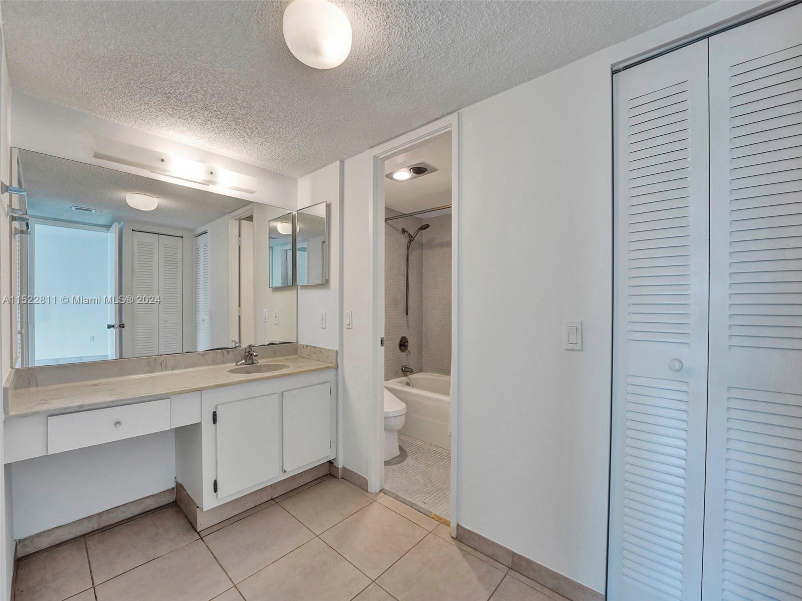 3701 N Country Club Dr 709, Aventura, Florida 33180, 2 Bedrooms Bedrooms, ,2 BathroomsBathrooms,Residential,For Sale,3701 N Country Club Dr 709,A11522811