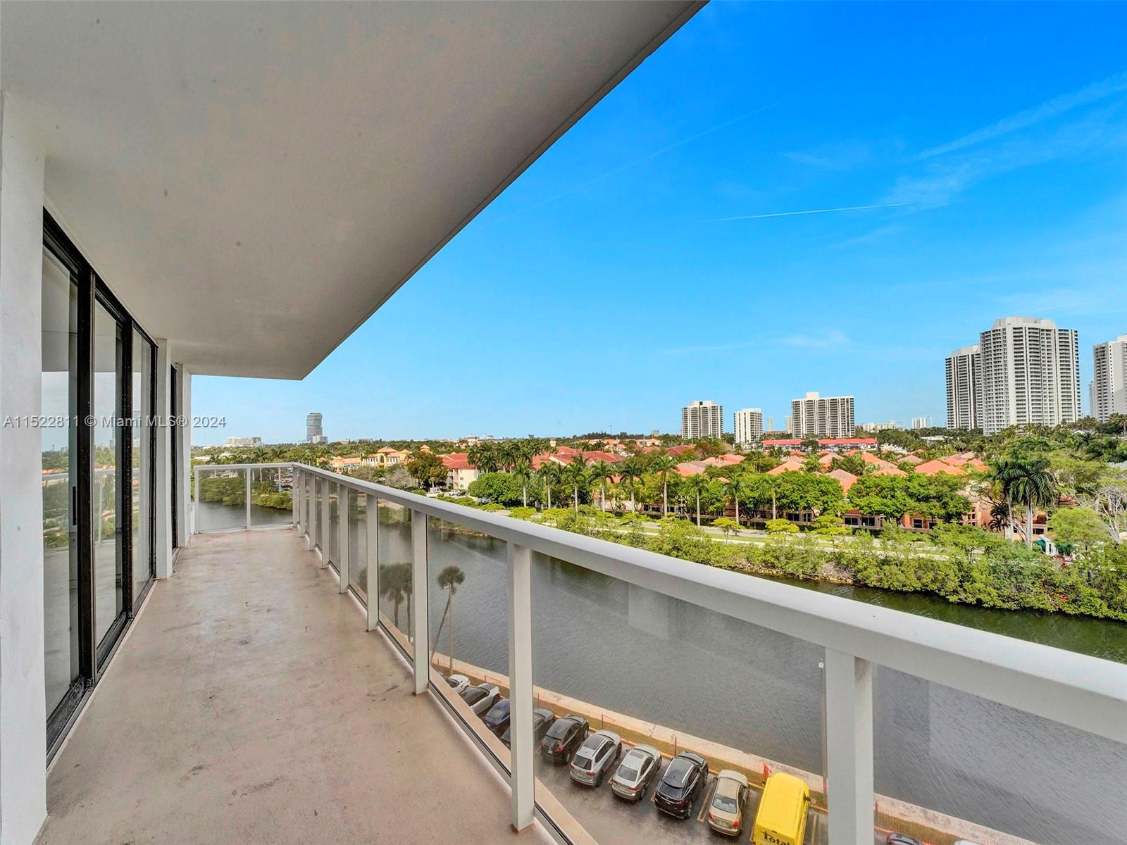 3701 N Country Club Dr 709, Aventura, Florida 33180, 2 Bedrooms Bedrooms, ,2 BathroomsBathrooms,Residential,For Sale,3701 N Country Club Dr 709,A11522811