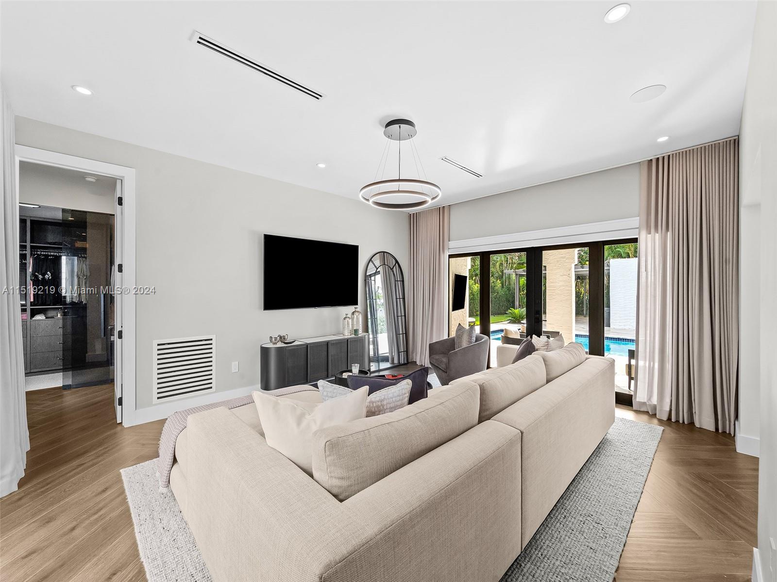 1236 Obispo Ave, Coral Gables, Florida 33134, 4 Bedrooms Bedrooms, ,4 BathroomsBathrooms,Residential,For Sale,1236 Obispo Ave,A11519219