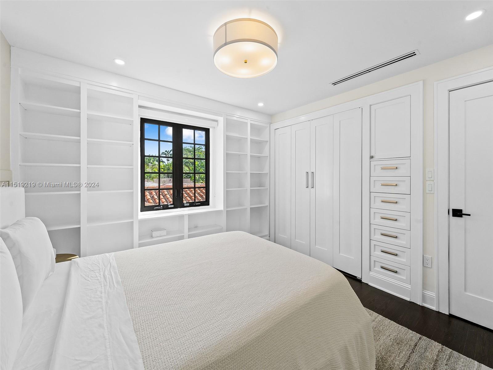 1236 Obispo Ave, Coral Gables, Florida 33134, 4 Bedrooms Bedrooms, ,4 BathroomsBathrooms,Residential,For Sale,1236 Obispo Ave,A11519219