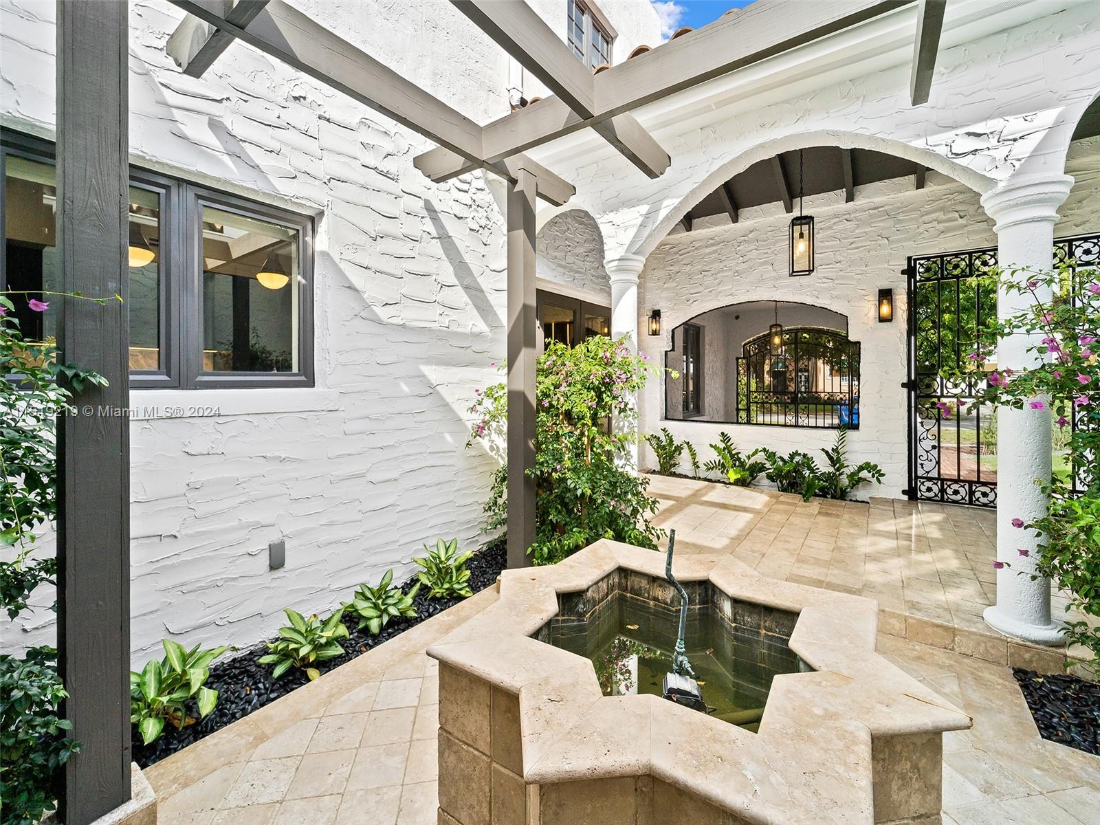 1236 Obispo Ave, Coral Gables, Florida 33134, 4 Bedrooms Bedrooms, ,4 BathroomsBathrooms,Residential,For Sale,1236 Obispo Ave,A11519219