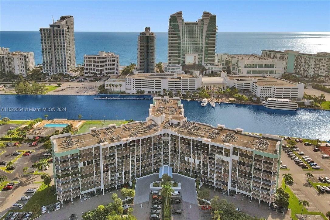400 Leslie Dr 1011, Hallandale Beach, Florida 33009, 1 Bedroom Bedrooms, ,1 BathroomBathrooms,Residential,For Sale,400 Leslie Dr 1011,A11522554