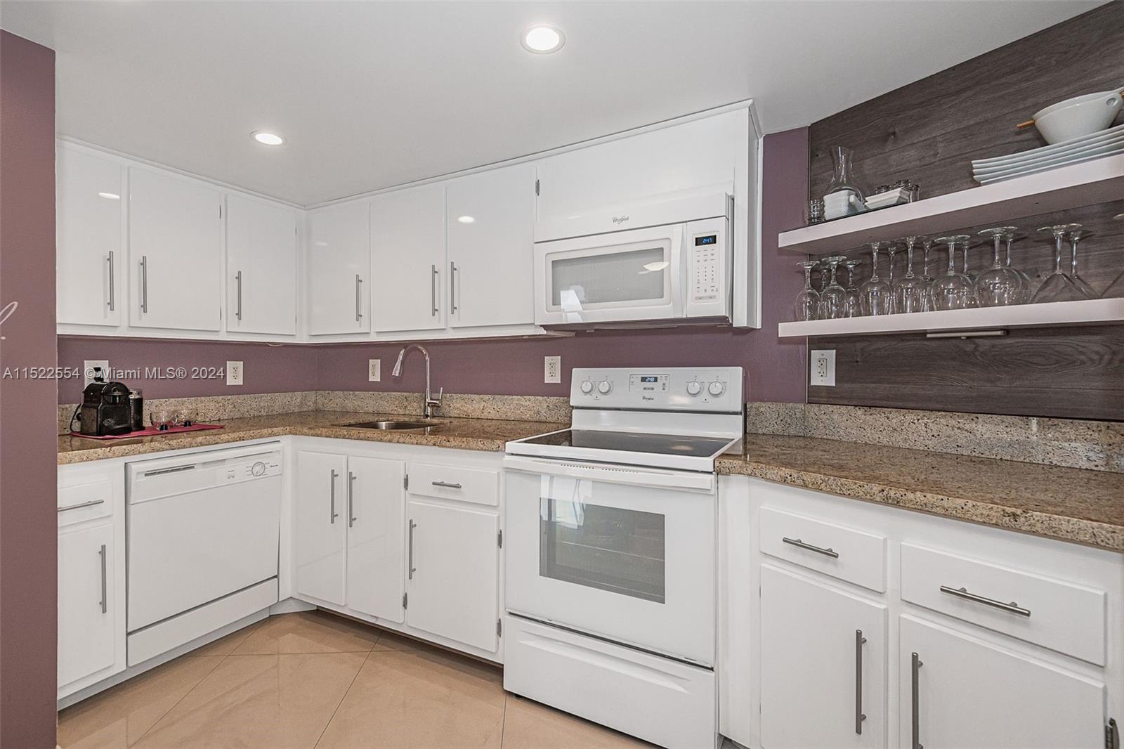 400 Leslie Dr 1011, Hallandale Beach, Florida 33009, 1 Bedroom Bedrooms, ,1 BathroomBathrooms,Residential,For Sale,400 Leslie Dr 1011,A11522554