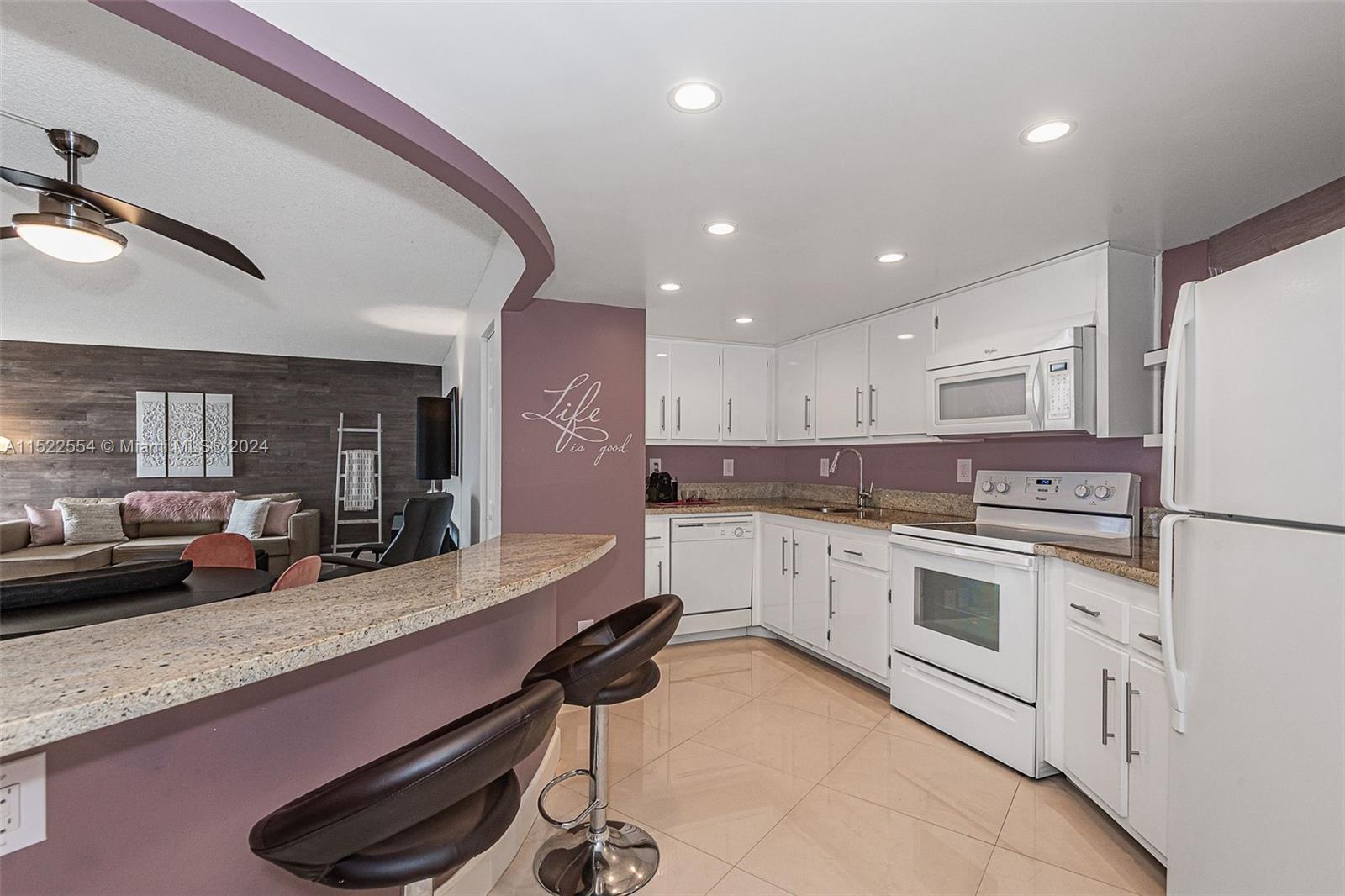 400 Leslie Dr 1011, Hallandale Beach, Florida 33009, 1 Bedroom Bedrooms, ,1 BathroomBathrooms,Residential,For Sale,400 Leslie Dr 1011,A11522554