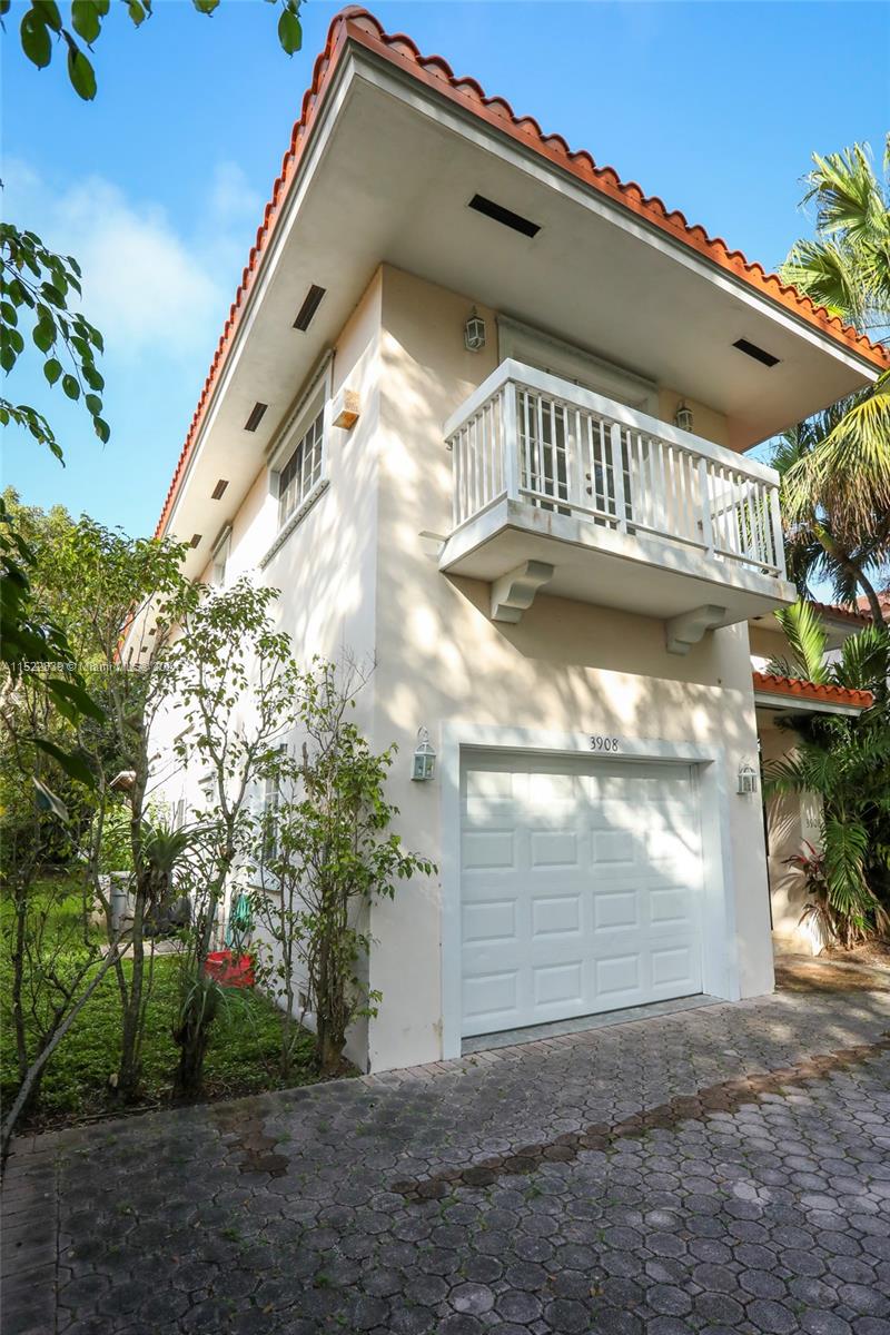 3908 ANDERSON RD, Coral Gables, FL, 33134 United States, 3 Bedrooms Bedrooms, ,3 BathroomsBathrooms,Residential,For Sale,ANDERSON RD,A11522839