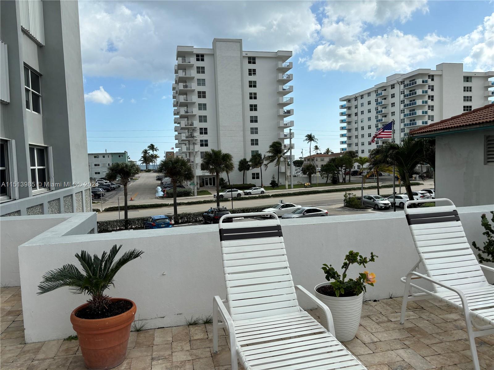 Hollywood, Florida 33019, 1 Bedroom Bedrooms, ,1 BathroomBathrooms,Residentiallease,For Rent,A11513985