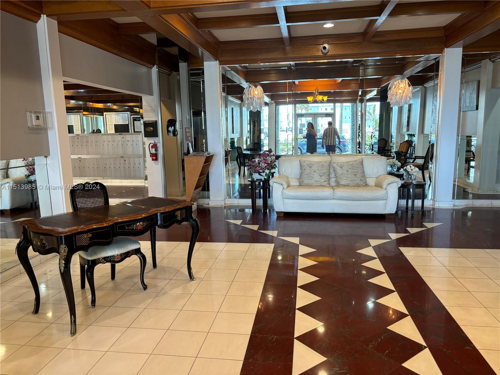 Hollywood, Florida 33019, 1 Bedroom Bedrooms, ,1 BathroomBathrooms,Residentiallease,For Rent,A11513985