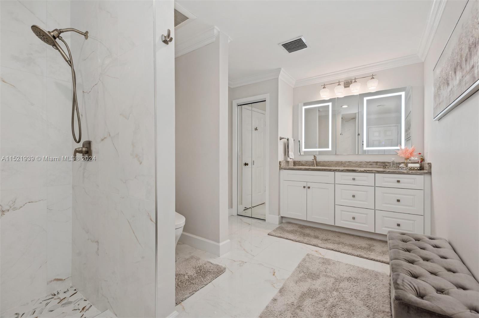 3835 Lake Dr, Boynton Beach, FL, 33435 United States, 4 Bedrooms Bedrooms, ,3 BathroomsBathrooms,Residential,For Sale,Lake Dr,A11521939