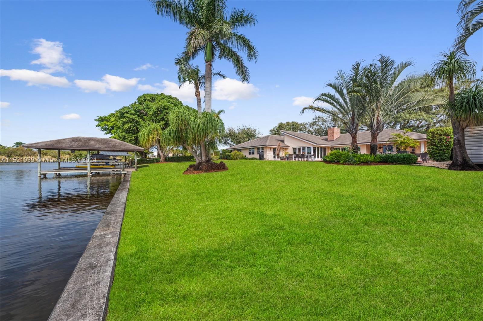 3835 Lake Dr, Boynton Beach, FL, 33435 United States, 4 Bedrooms Bedrooms, ,3 BathroomsBathrooms,Residential,For Sale,Lake Dr,A11521939