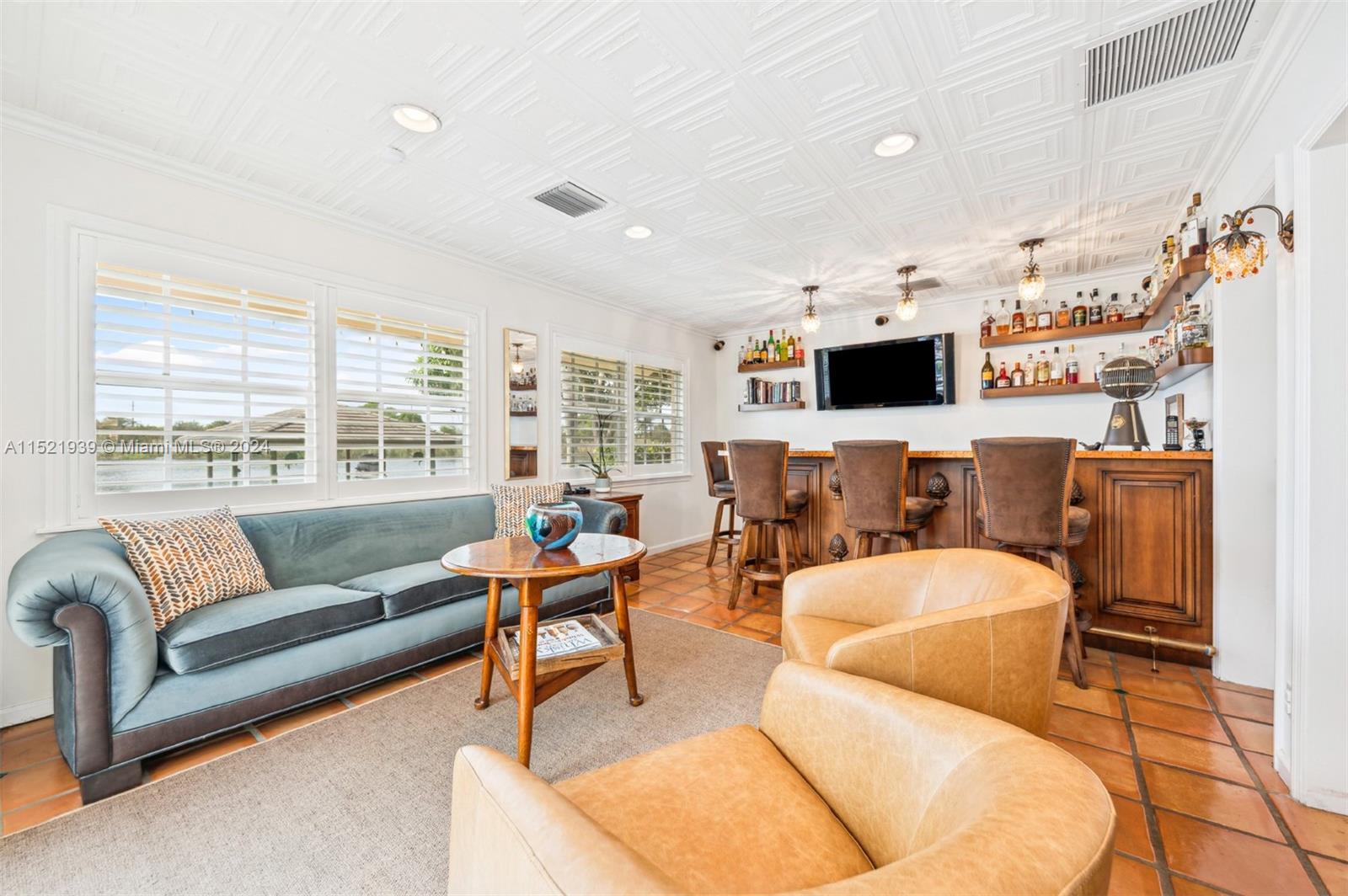 3835 Lake Dr, Boynton Beach, FL, 33435 United States, 4 Bedrooms Bedrooms, ,3 BathroomsBathrooms,Residential,For Sale,Lake Dr,A11521939