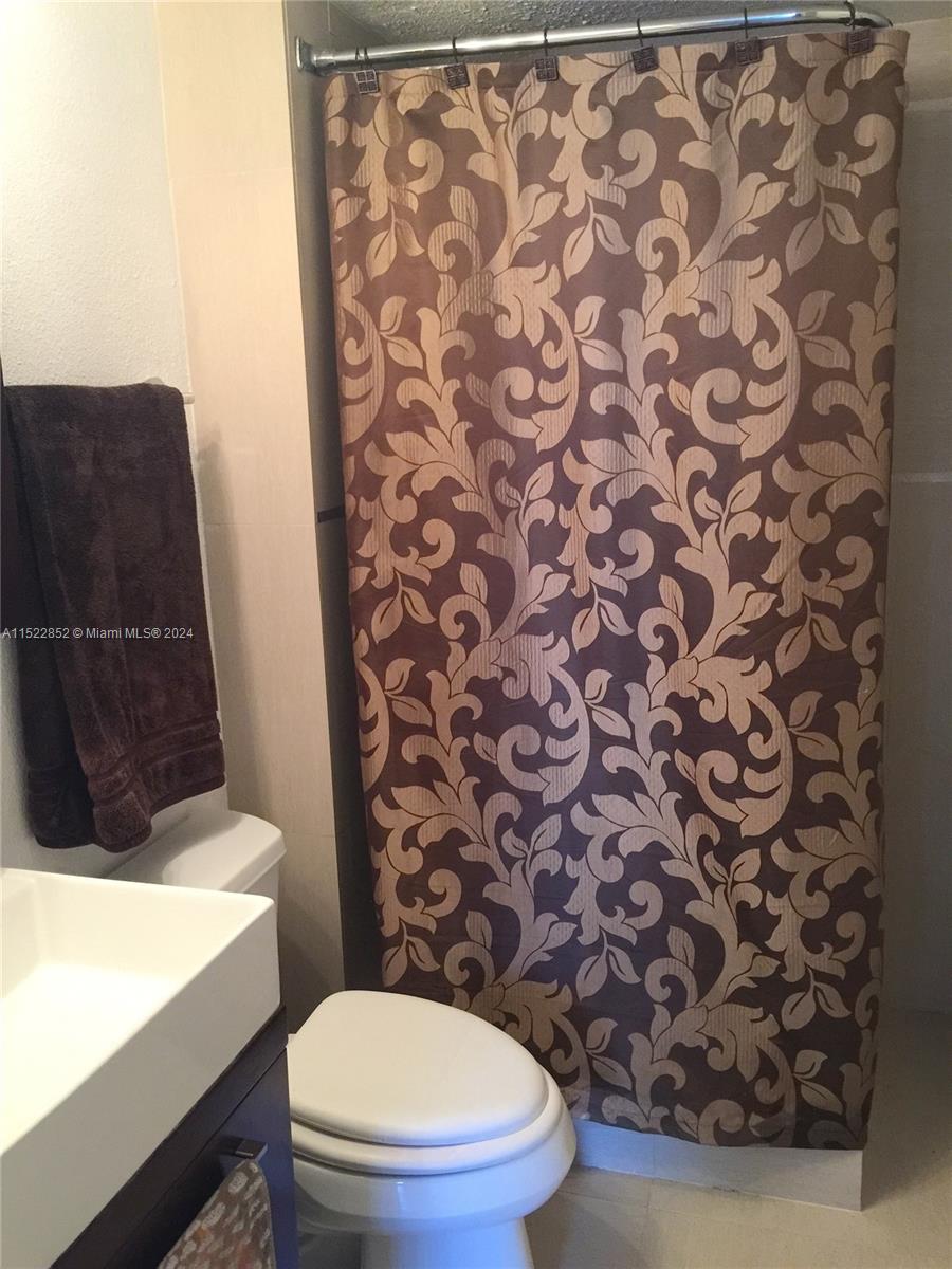 1500 Bay Rd 834S, Miami Beach, Florida 33139, 2 Bedrooms Bedrooms, ,2 BathroomsBathrooms,Residential,For Sale,1500 Bay Rd 834S,A11522852