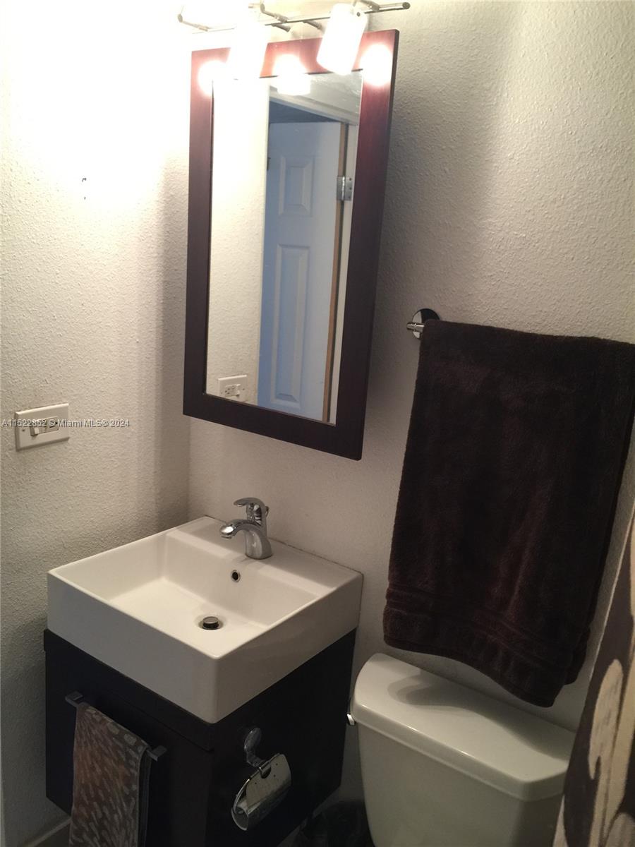 1500 Bay Rd 834S, Miami Beach, Florida 33139, 2 Bedrooms Bedrooms, ,2 BathroomsBathrooms,Residential,For Sale,1500 Bay Rd 834S,A11522852