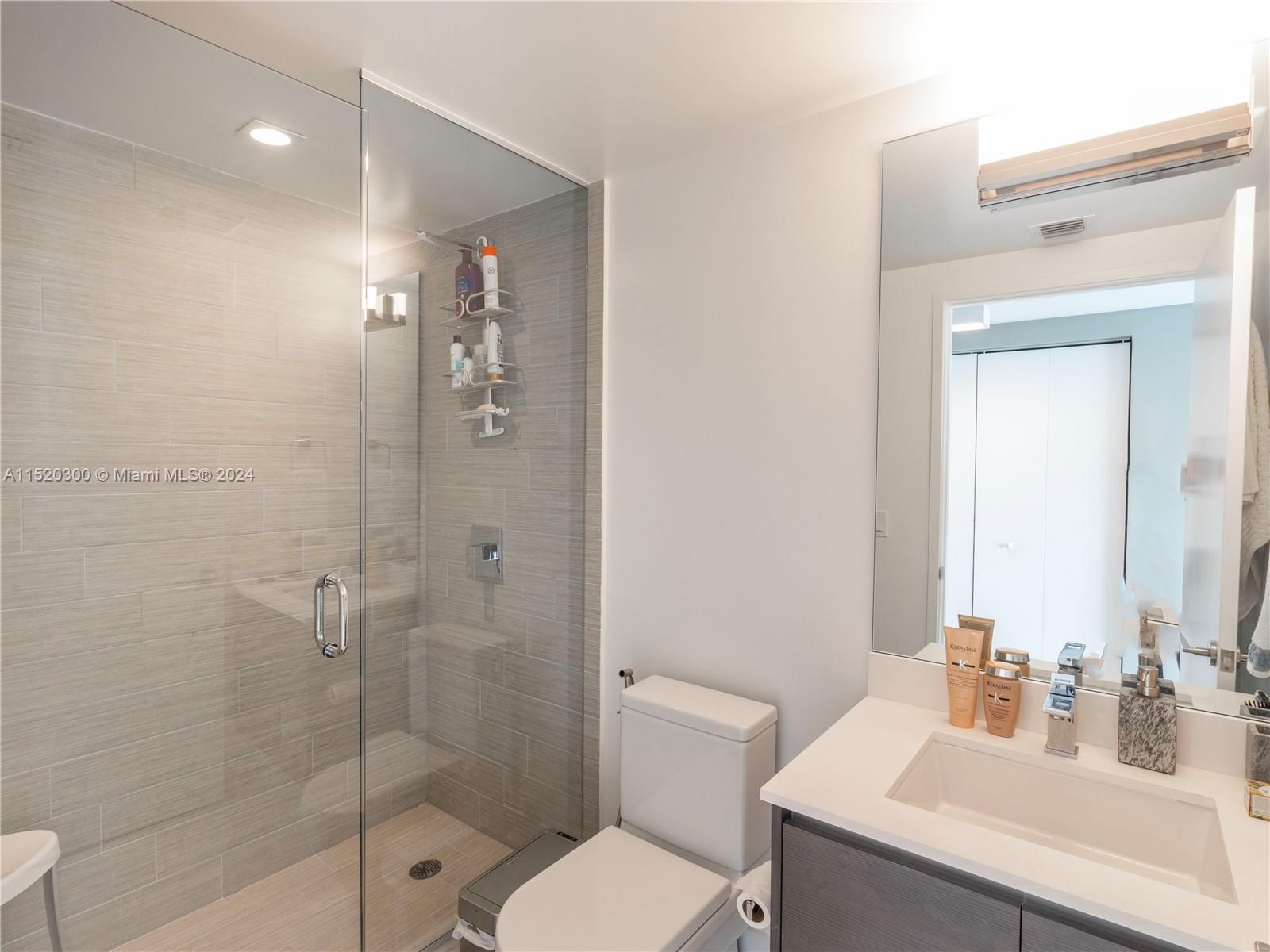 330 Sunny Isles Blvd, Sunny Isles Beach, FL, 33160 United States, 3 Bedrooms Bedrooms, ,3 BathroomsBathrooms,Residential,For Sale,Sunny Isles Blvd,A11520300