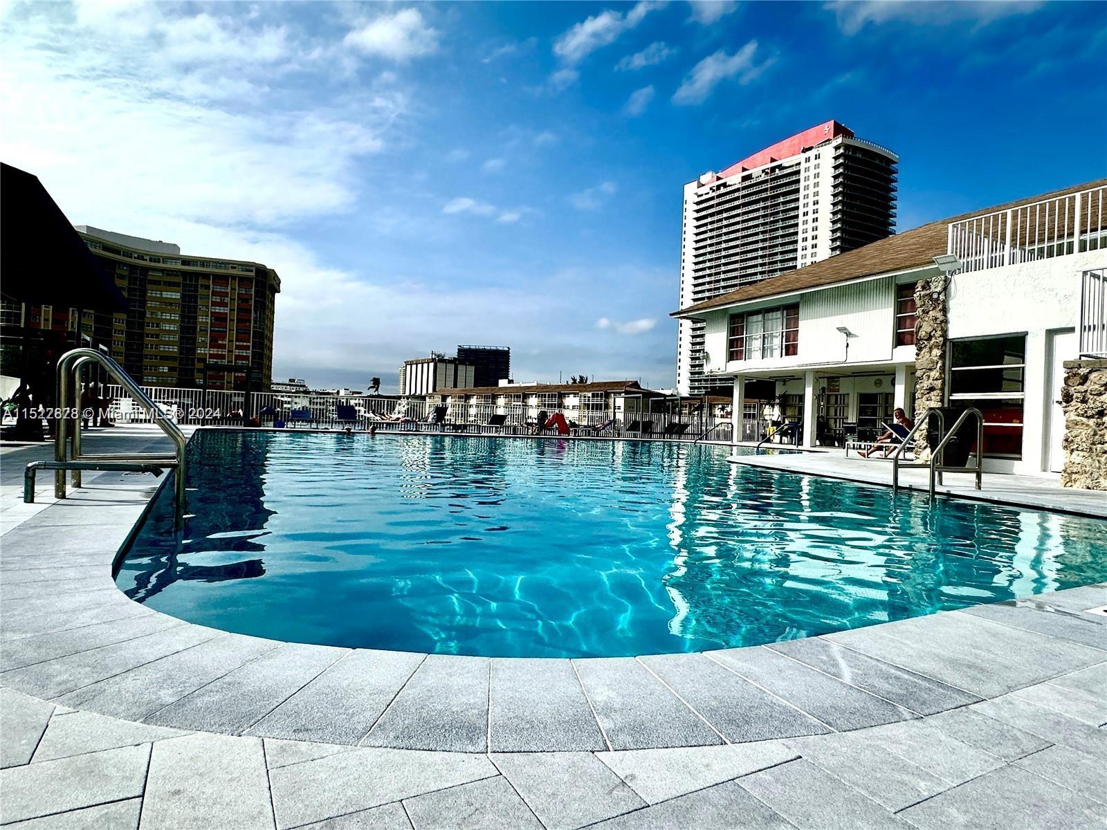 1833 S Ocean Dr 809, Hallandale Beach, Florida 33009, 2 Bedrooms Bedrooms, ,2 BathroomsBathrooms,Residential,For Sale,1833 S Ocean Dr 809,A11522878