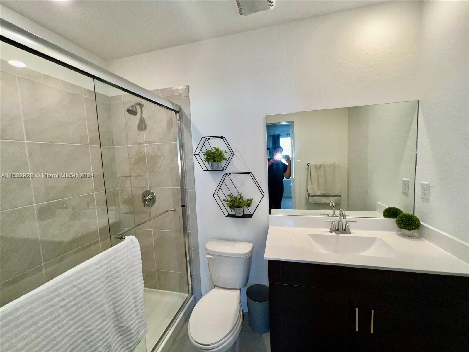 Florida City, Florida 33034, 4 Bedrooms Bedrooms, ,3 BathroomsBathrooms,Residential,For Sale,A11522920