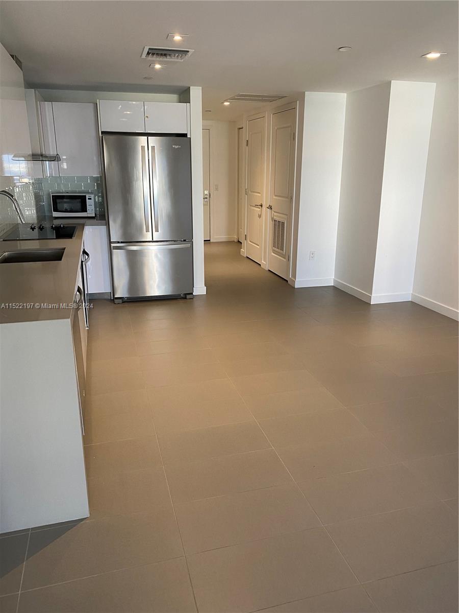 1600 NE 1st Ave 1402, Miami, Florida 33132, ,1 BathroomBathrooms,Residentiallease,For Rent,1600 NE 1st Ave 1402,A11522197