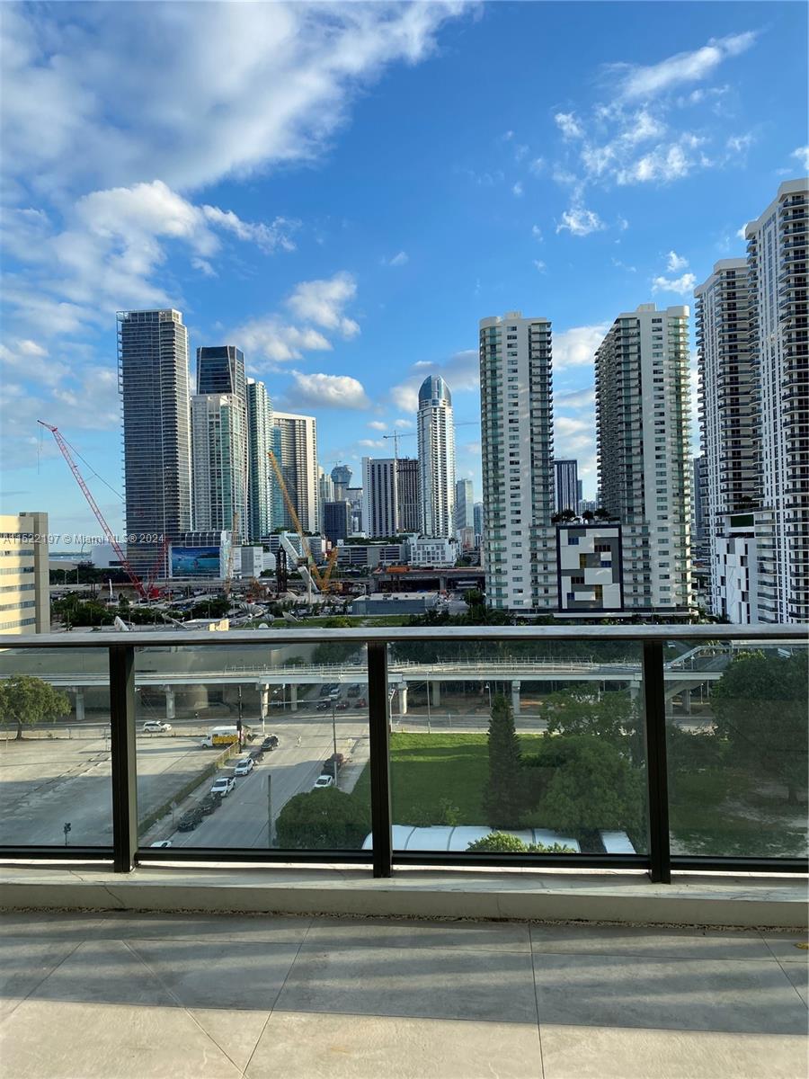 1600 NE 1st Ave 1402, Miami, Florida 33132, ,1 BathroomBathrooms,Residentiallease,For Rent,1600 NE 1st Ave 1402,A11522197