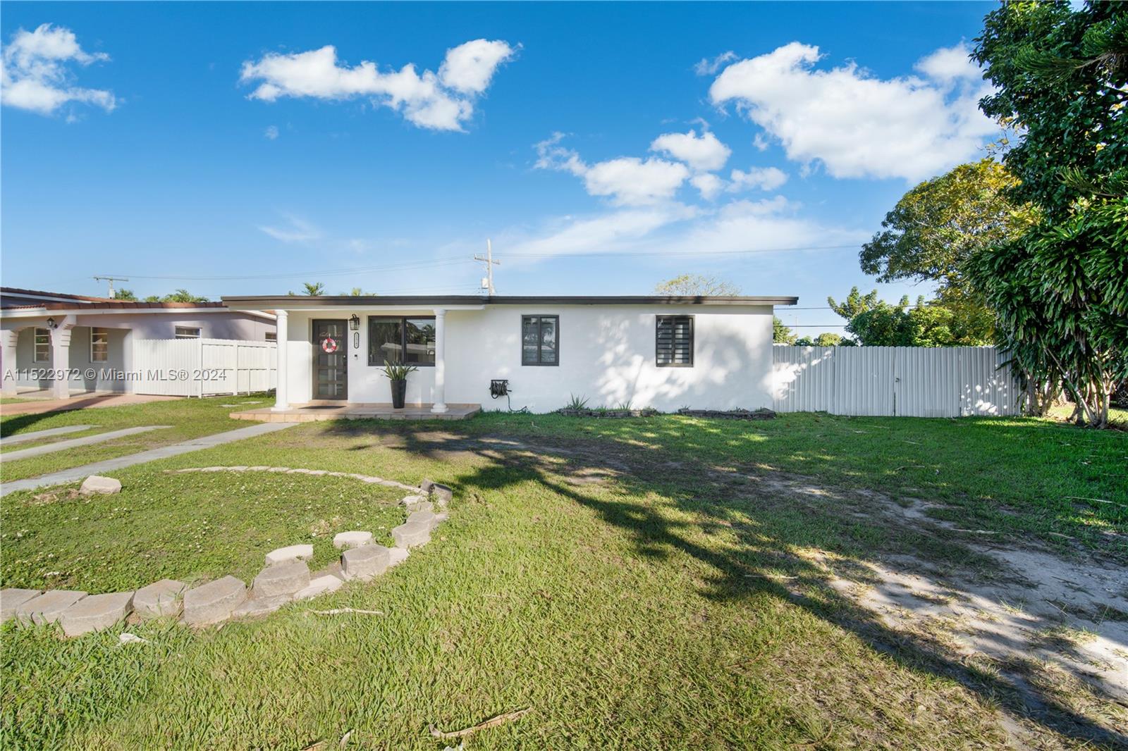 11245 SW 47th Ter, Miami, Florida 33165, 4 Bedrooms Bedrooms, ,3 BathroomsBathrooms,Residential,For Sale,11245 SW 47th Ter,A11522972