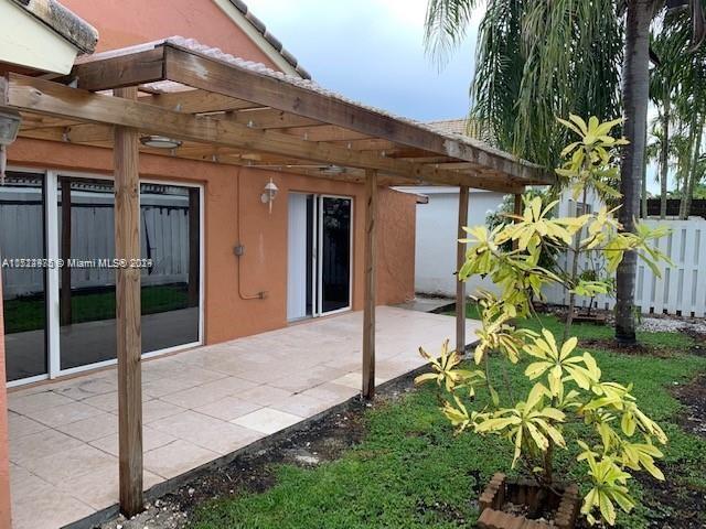 15963 SW 82nd St, Miami, Florida 33193, 3 Bedrooms Bedrooms, ,2 BathroomsBathrooms,Residential,For Sale,15963 SW 82nd St,A11522975
