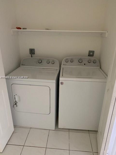 15963 SW 82nd St, Miami, Florida 33193, 3 Bedrooms Bedrooms, ,2 BathroomsBathrooms,Residential,For Sale,15963 SW 82nd St,A11522975