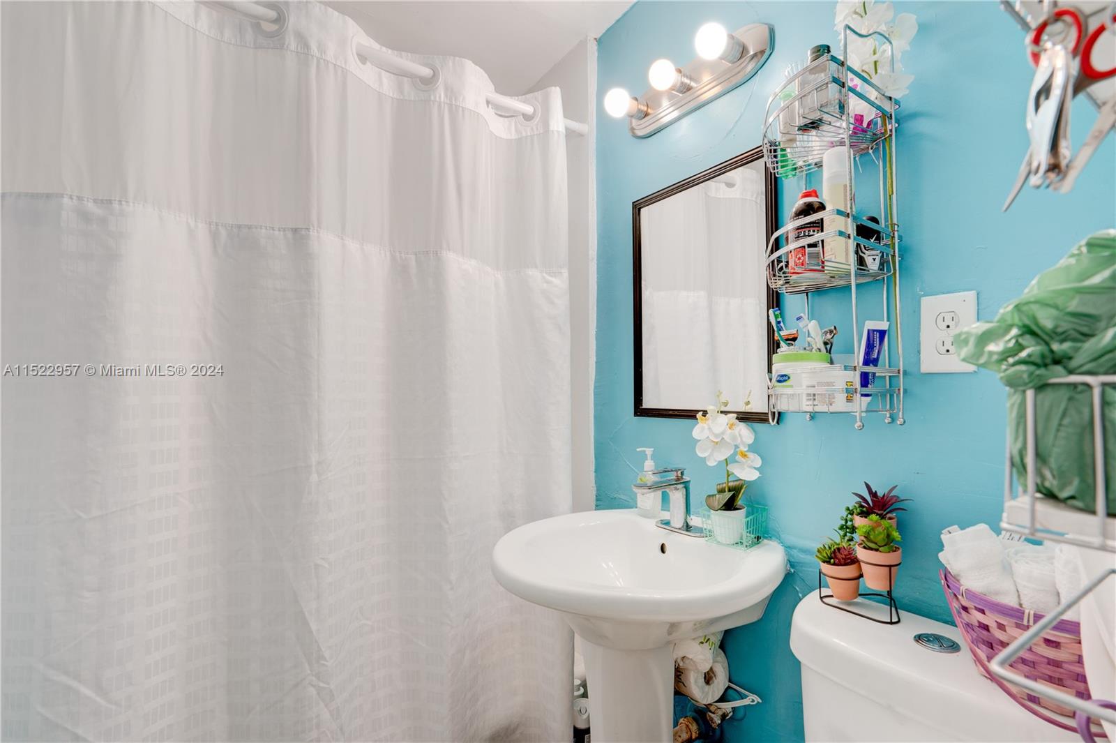 7451 Harding Ave, Miami Beach, Florida 33141, ,Commercialsale,For Sale,7451 Harding Ave,A11522957