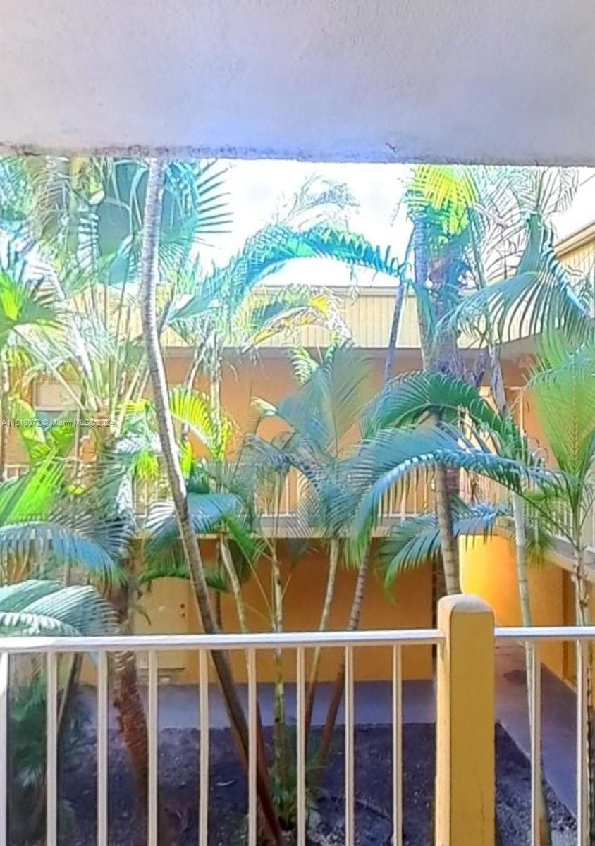 18111 NW 68th Ave F210, Hialeah, Florida 33015, 1 Bedroom Bedrooms, ,1 BathroomBathrooms,Residential,For Sale,18111 NW 68th Ave F210,A11519072