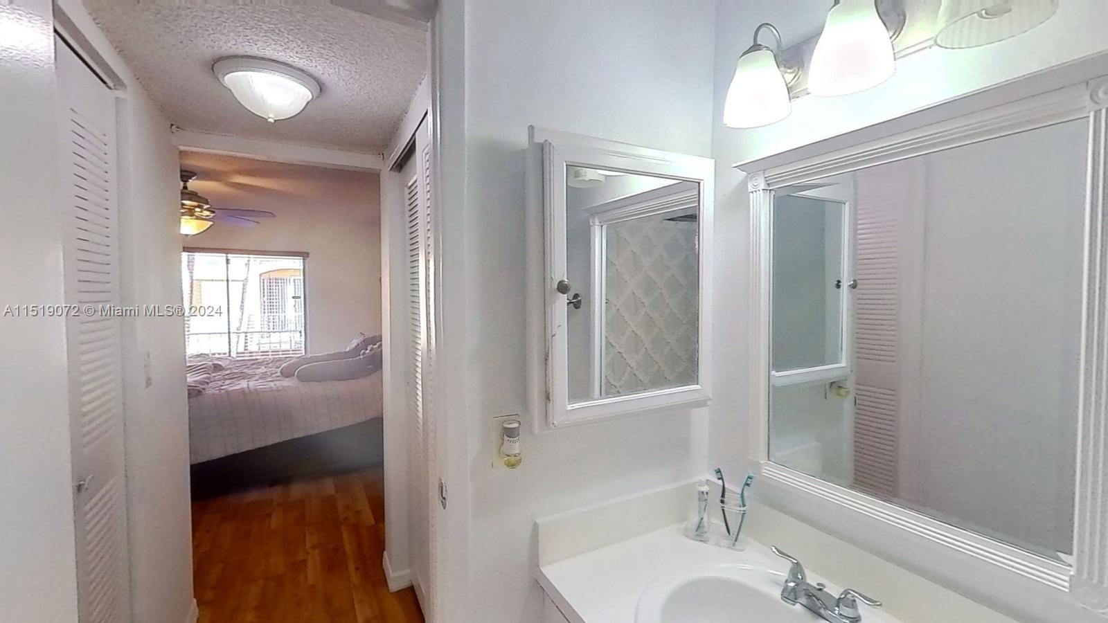 18111 NW 68th Ave F210, Hialeah, Florida 33015, 1 Bedroom Bedrooms, ,1 BathroomBathrooms,Residential,For Sale,18111 NW 68th Ave F210,A11519072