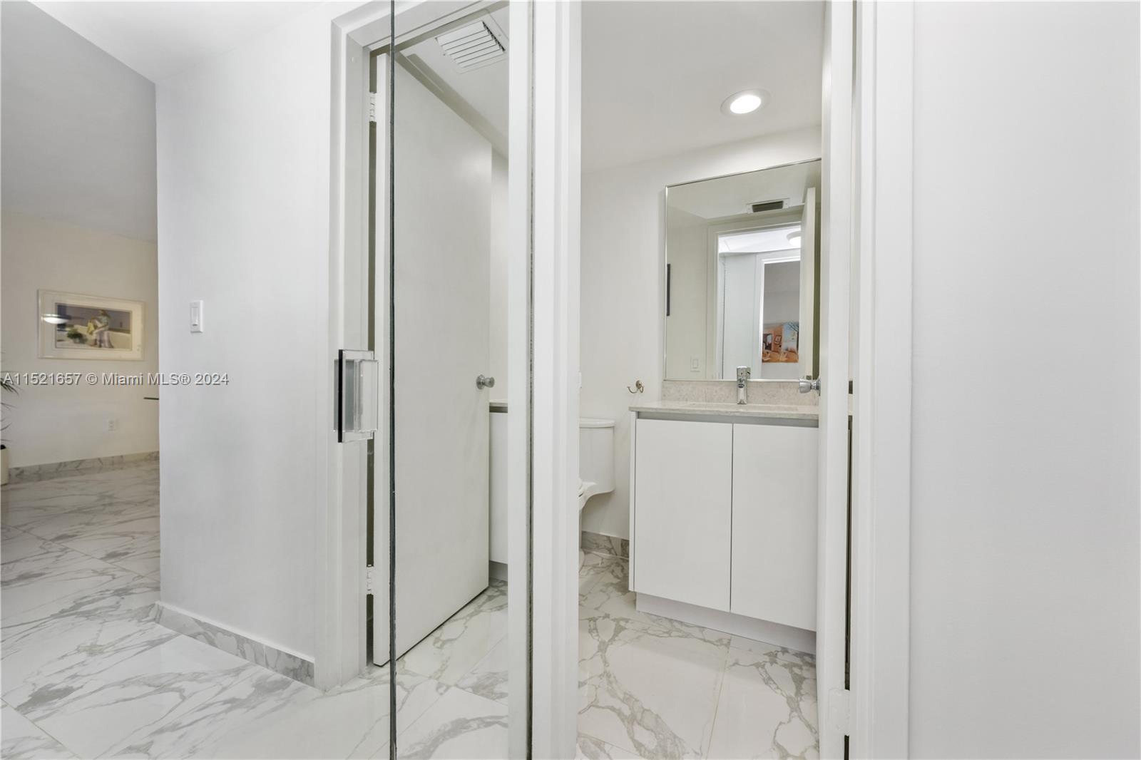 17800 Atlantic Blvd, Sunny Isles Beach, FL, 33160 United States, 1 Bedroom Bedrooms, ,1 BathroomBathrooms,Residential,For Sale,Atlantic Blvd,A11521657