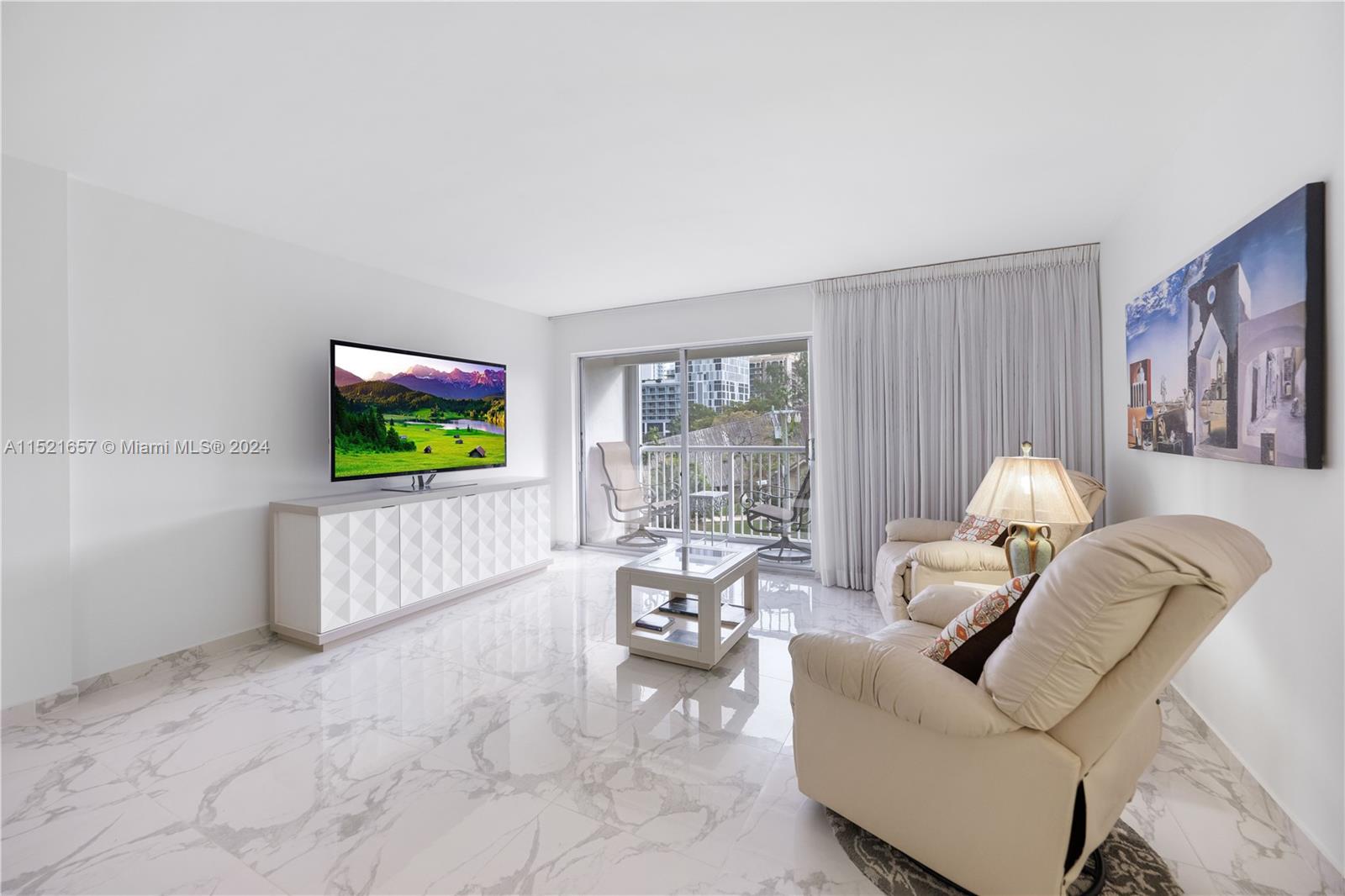 17800 Atlantic Blvd, Sunny Isles Beach, FL, 33160 United States, 1 Bedroom Bedrooms, ,1 BathroomBathrooms,Residential,For Sale,Atlantic Blvd,A11521657