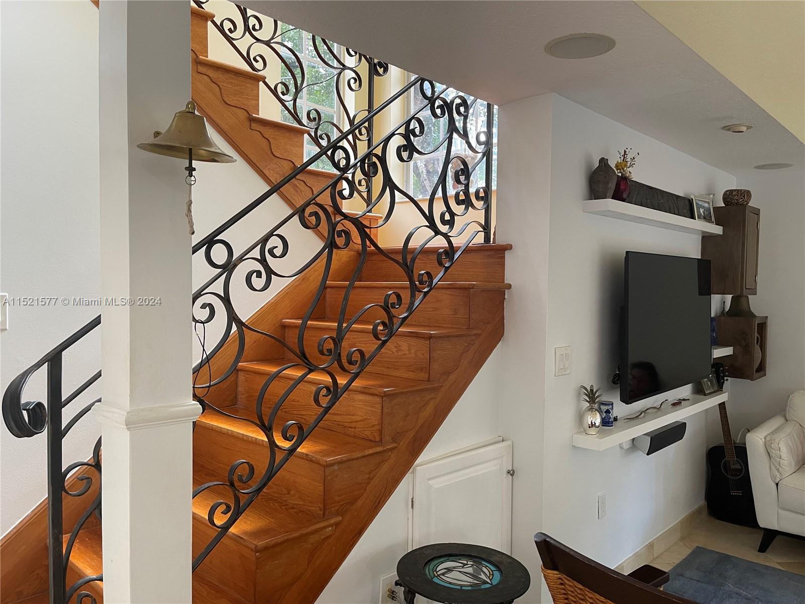 3916 Anderson Rd, Coral Gables, Florida 33134, 3 Bedrooms Bedrooms, ,2 BathroomsBathrooms,Residential,For Sale,3916 Anderson Rd,A11521577