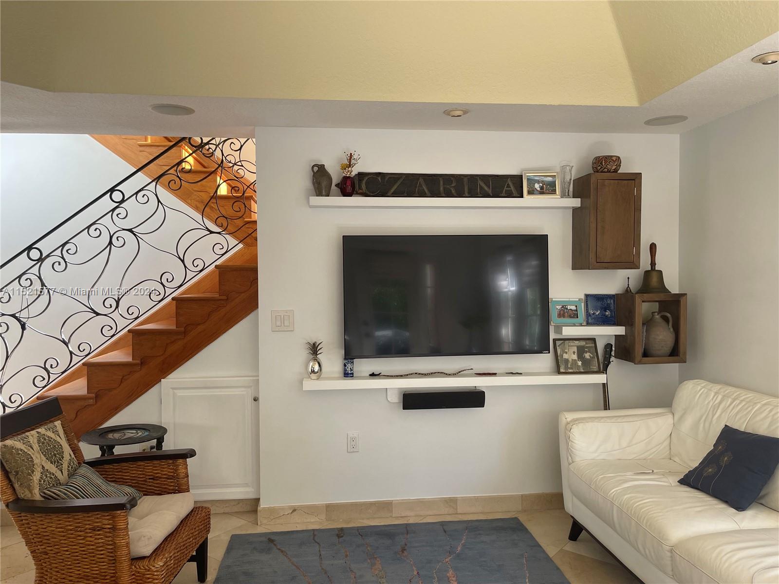 3916 Anderson Rd, Coral Gables, Florida 33134, 3 Bedrooms Bedrooms, ,2 BathroomsBathrooms,Residential,For Sale,3916 Anderson Rd,A11521577