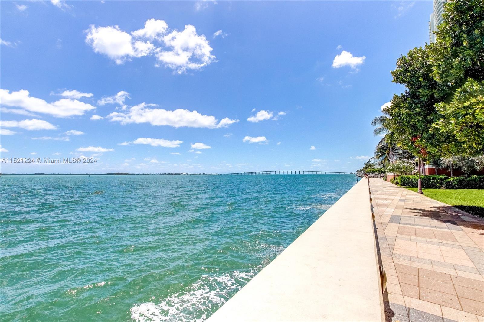1111 Brickell Bay Dr 504, Miami, Florida 33131, 1 Bedroom Bedrooms, ,1 BathroomBathrooms,Residentiallease,For Rent,1111 Brickell Bay Dr 504,A11521224