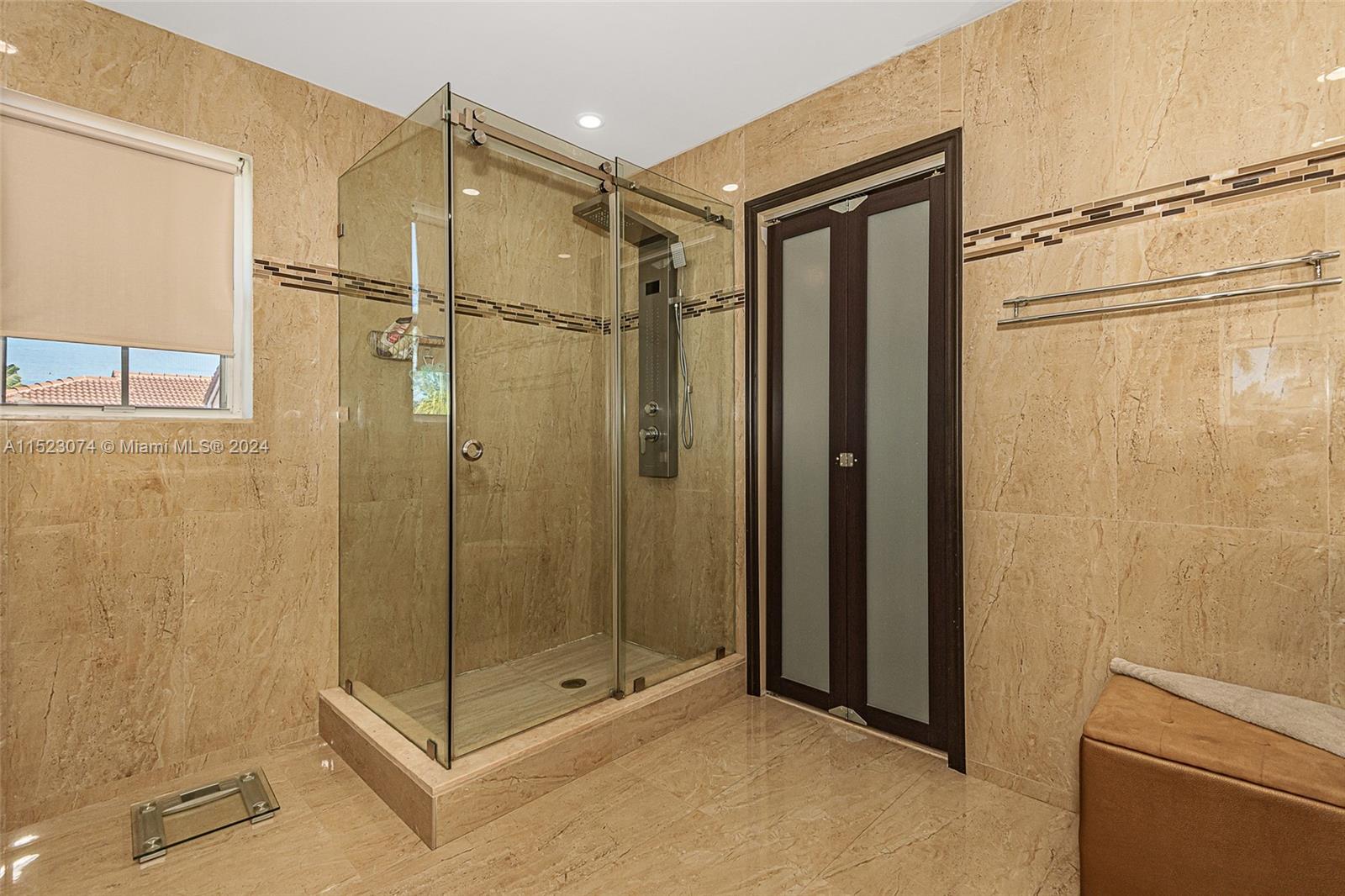 1094 Redwood St, Hollywood, FL, 33019 United States, 3 Bedrooms Bedrooms, ,2 BathroomsBathrooms,Residential,For Sale,Redwood St,A11523074