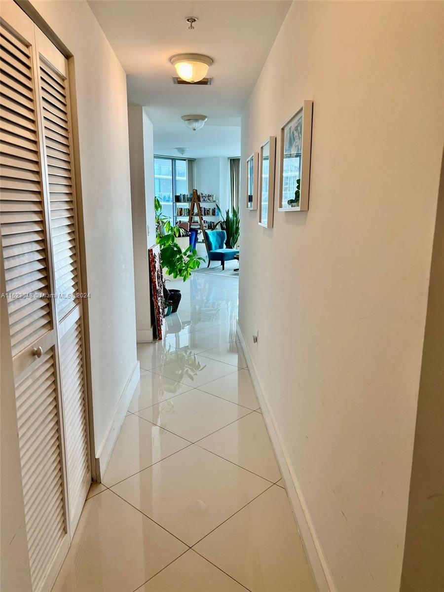 Condo for Rent in Miami, FL