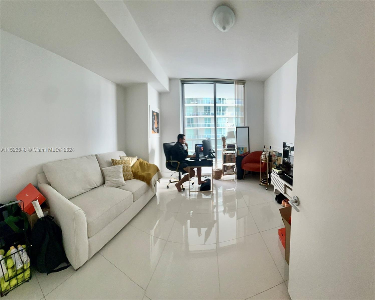 1111 SW 1st Ave 1814, Miami, Florida 33130, 2 Bedrooms Bedrooms, ,2 BathroomsBathrooms,Residentiallease,For Rent,1111 SW 1st Ave 1814,A11523048