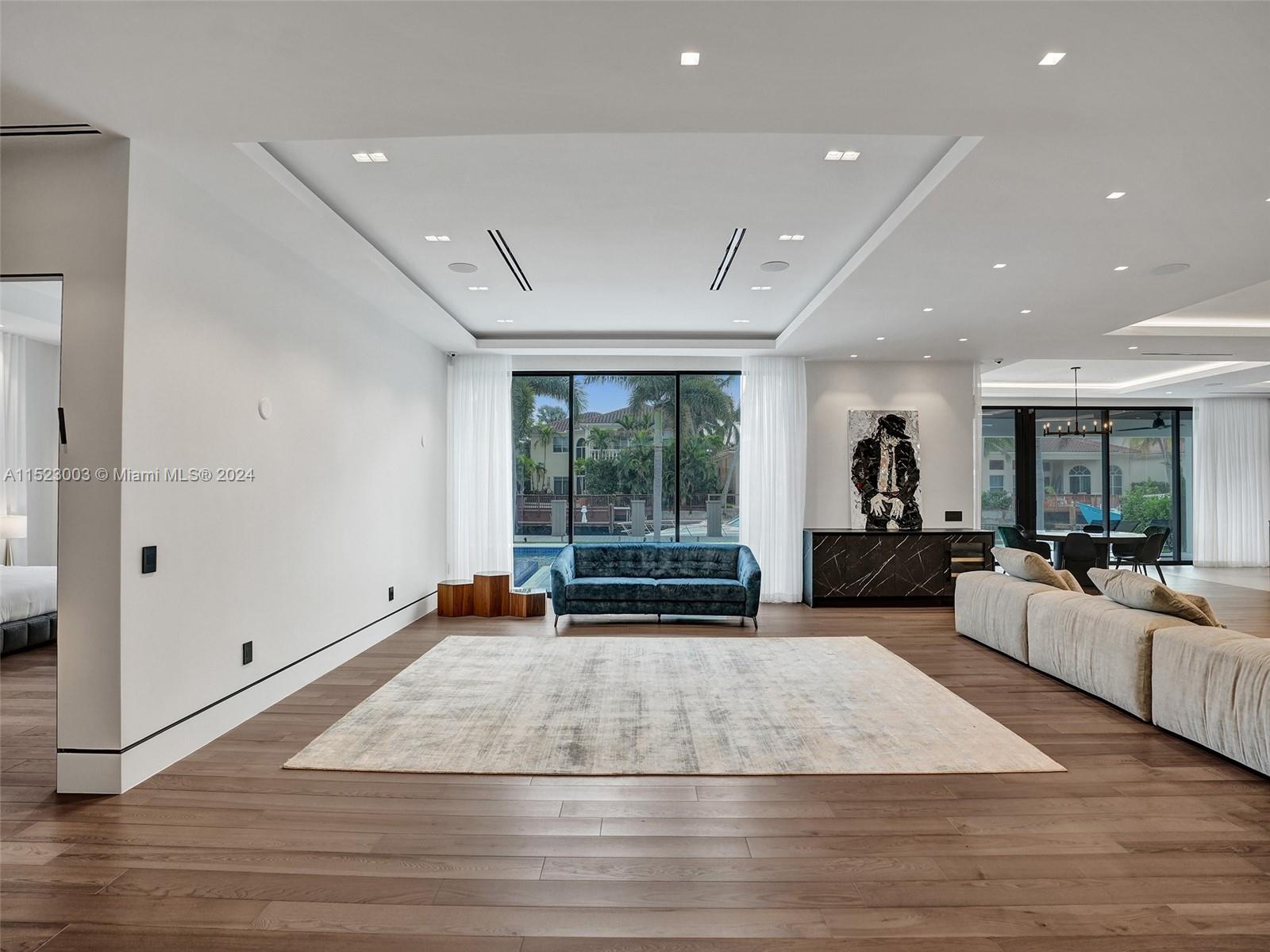 900 Washington St, Hollywood, FL, 33019 United States, 4 Bedrooms Bedrooms, ,4 BathroomsBathrooms,Residential,For Sale,Washington St,A11523003