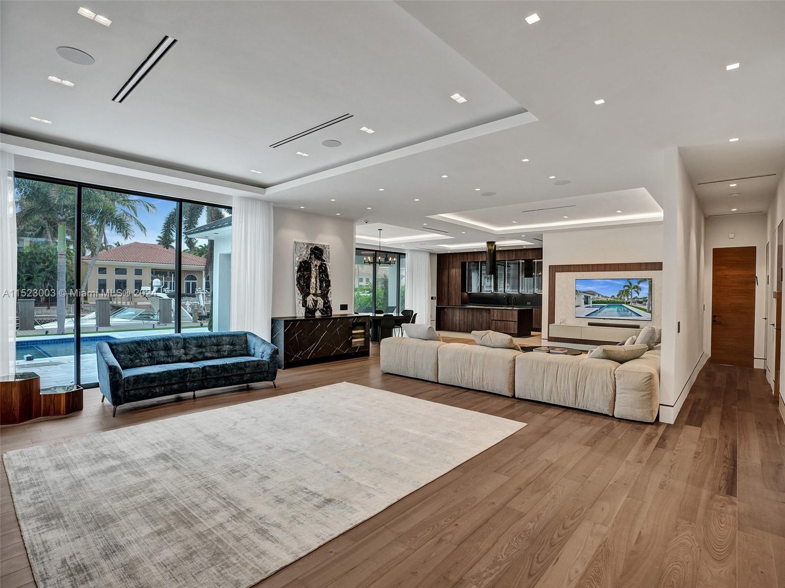 900 Washington St, Hollywood, FL, 33019 United States, 4 Bedrooms Bedrooms, ,4 BathroomsBathrooms,Residential,For Sale,Washington St,A11523003