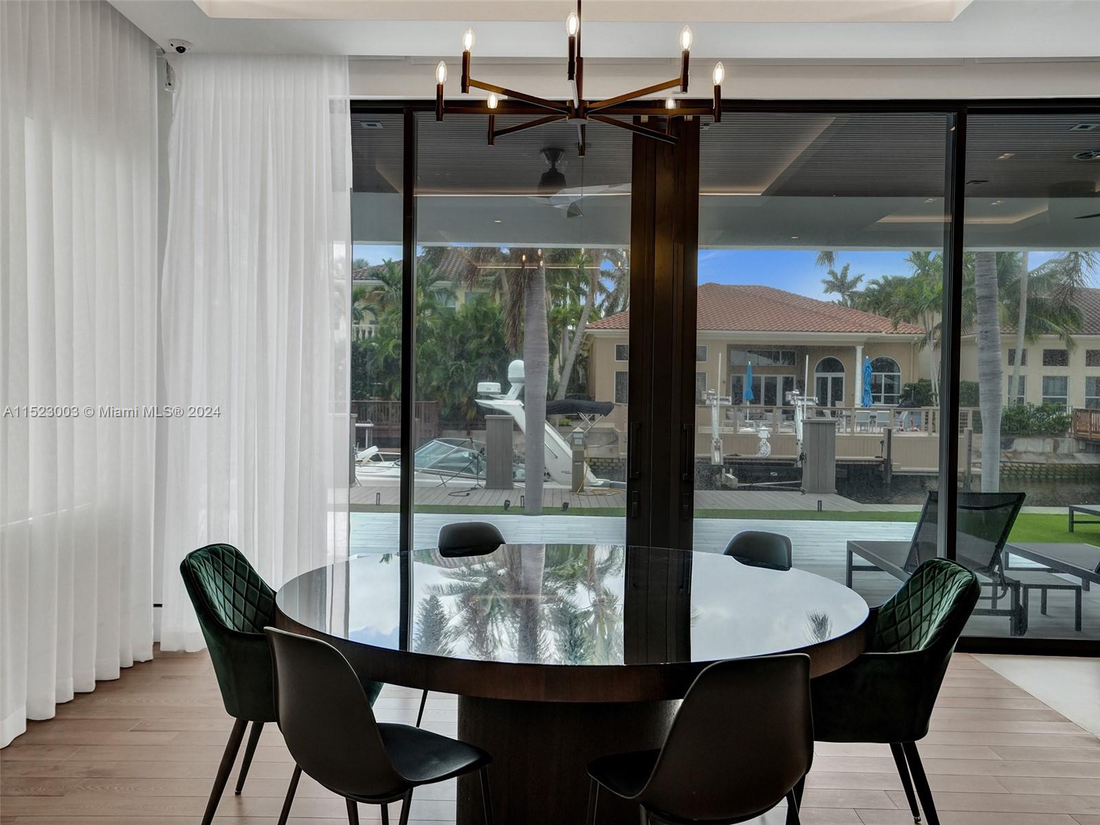 900 Washington St, Hollywood, FL, 33019 United States, 4 Bedrooms Bedrooms, ,4 BathroomsBathrooms,Residential,For Sale,Washington St,A11523003