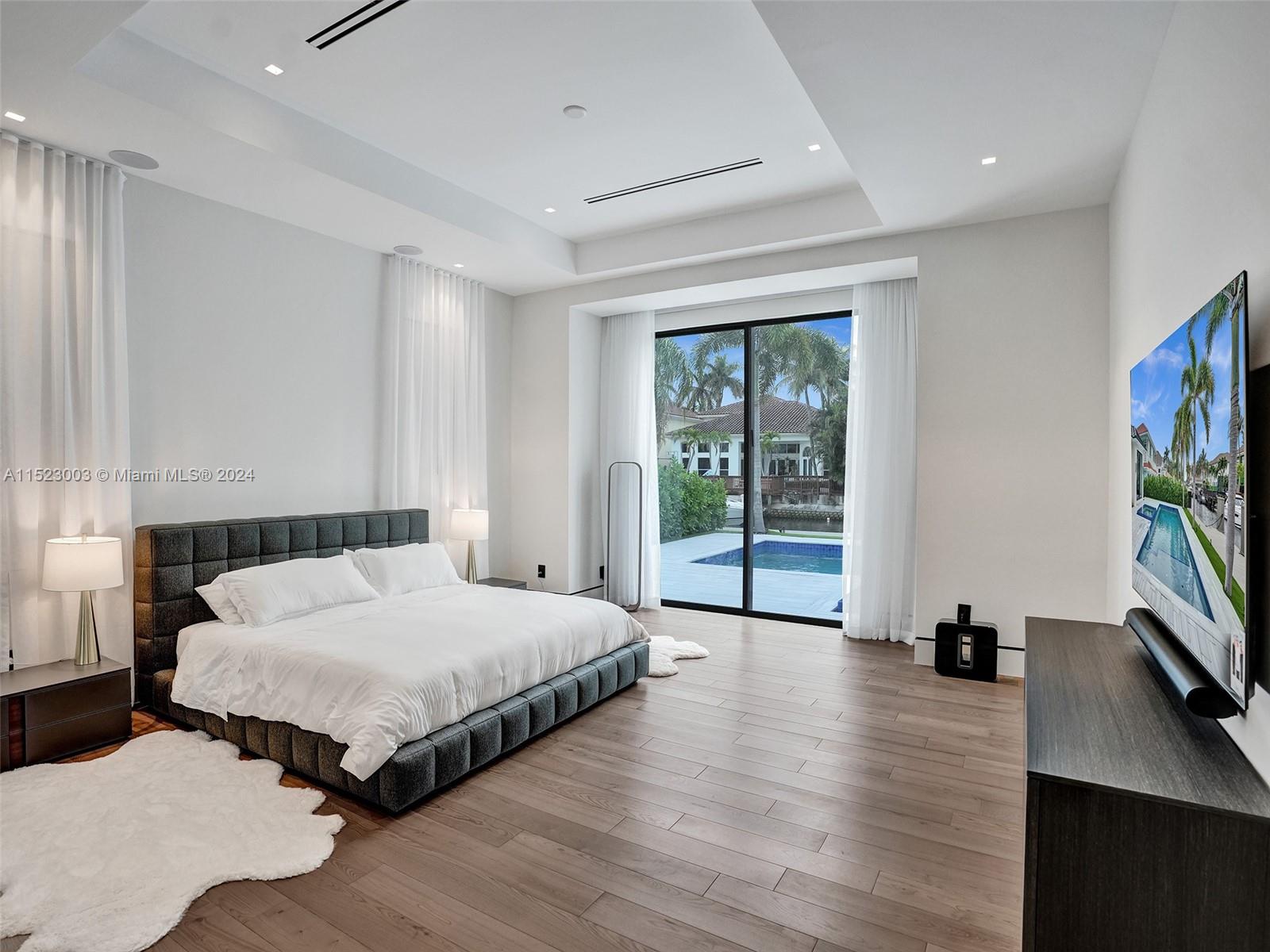 900 Washington St, Hollywood, FL, 33019 United States, 4 Bedrooms Bedrooms, ,4 BathroomsBathrooms,Residential,For Sale,Washington St,A11523003