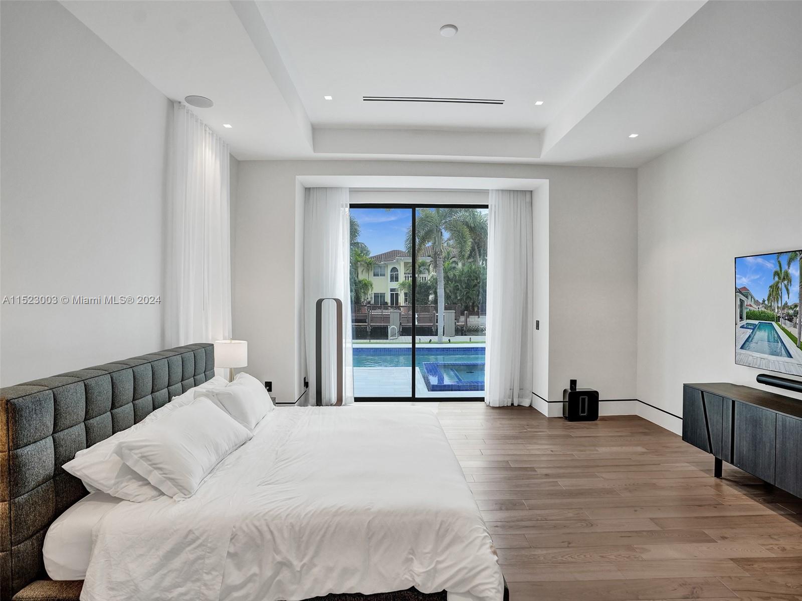 900 Washington St, Hollywood, FL, 33019 United States, 4 Bedrooms Bedrooms, ,4 BathroomsBathrooms,Residential,For Sale,Washington St,A11523003