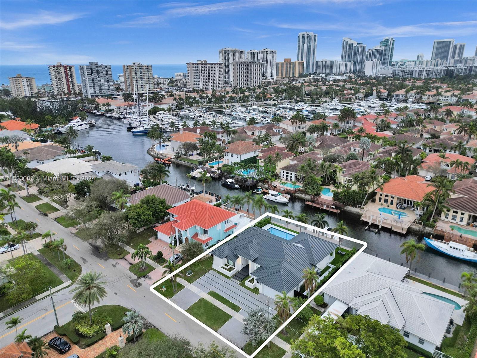 900 Washington St, Hollywood, FL, 33019 United States, 4 Bedrooms Bedrooms, ,4 BathroomsBathrooms,Residential,For Sale,Washington St,A11523003