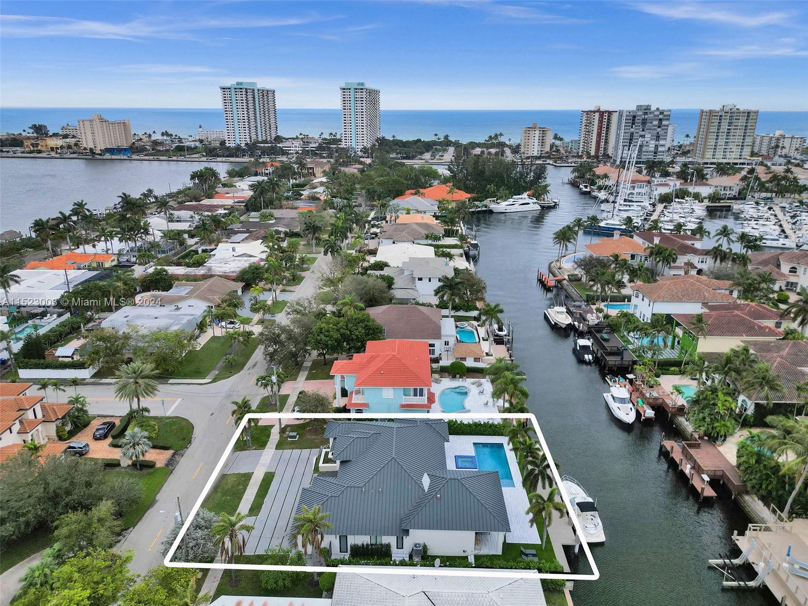 900 Washington St, Hollywood, FL, 33019 United States, 4 Bedrooms Bedrooms, ,4 BathroomsBathrooms,Residential,For Sale,Washington St,A11523003