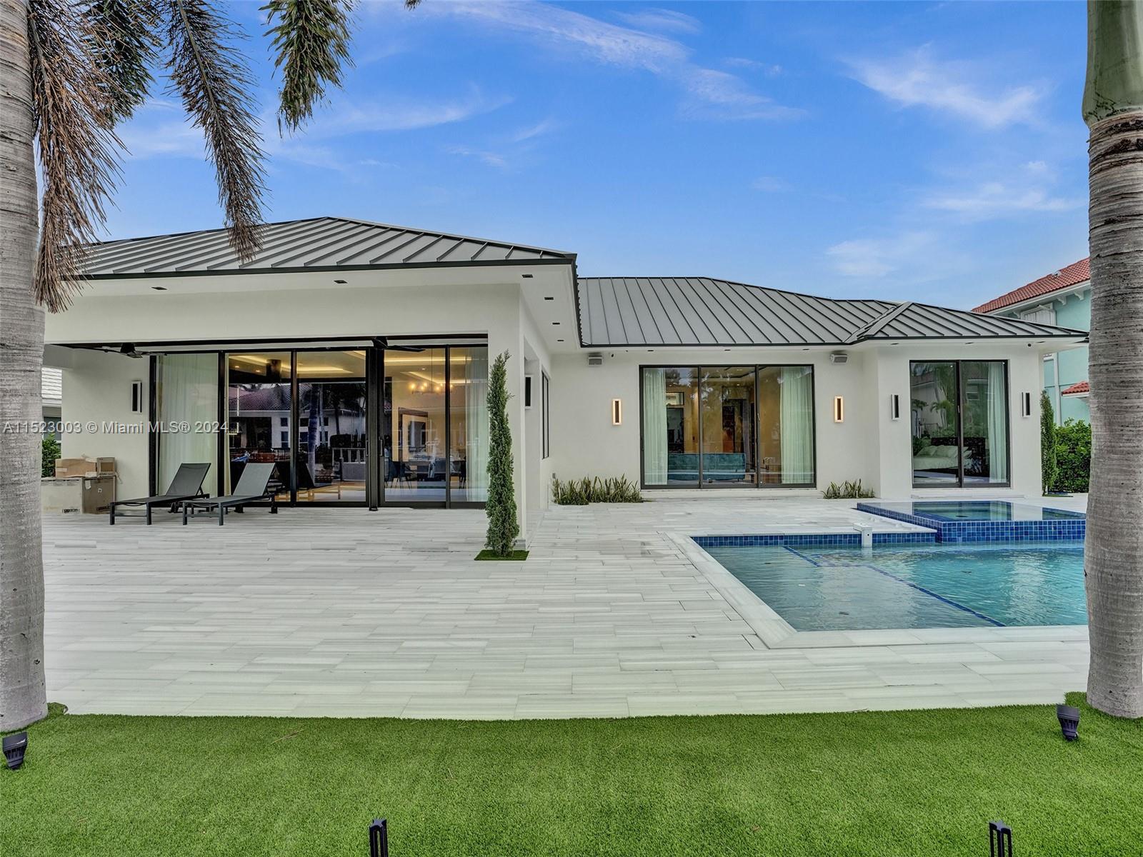 900 Washington St, Hollywood, FL, 33019 United States, 4 Bedrooms Bedrooms, ,4 BathroomsBathrooms,Residential,For Sale,Washington St,A11523003