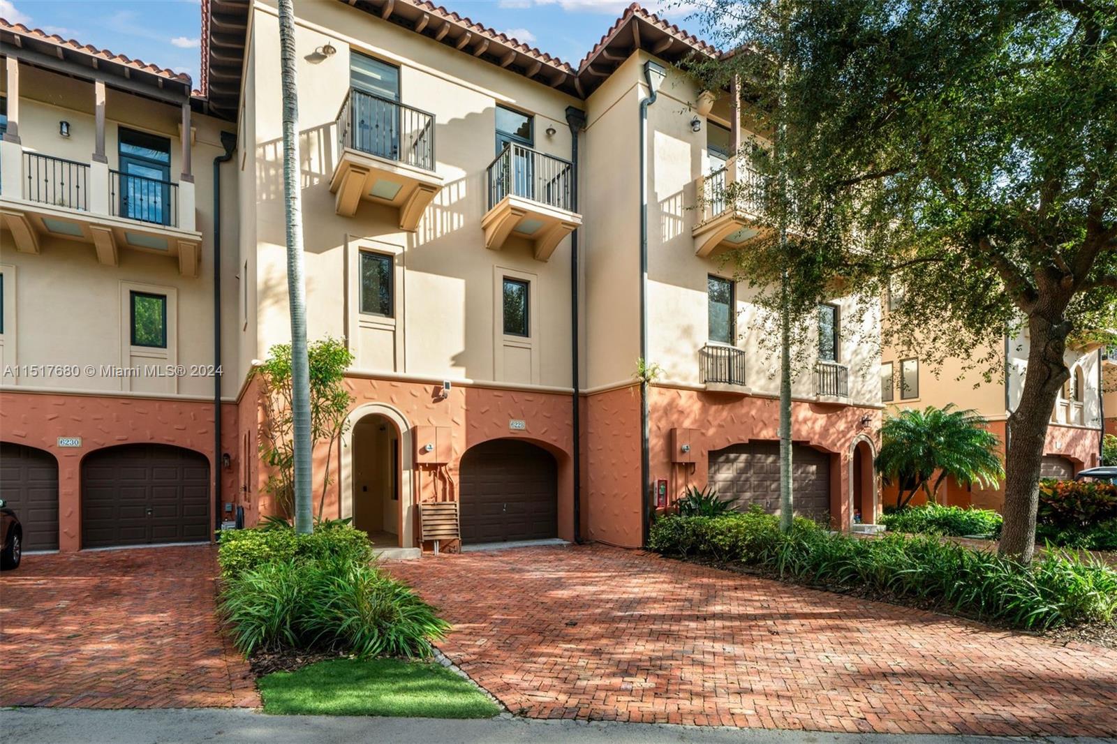 6228 Paradise Point Dr, Palmetto Bay, Florida 33157, 3 Bedrooms Bedrooms, ,2 BathroomsBathrooms,Residentiallease,For Rent,6228 Paradise Point Dr,A11517680