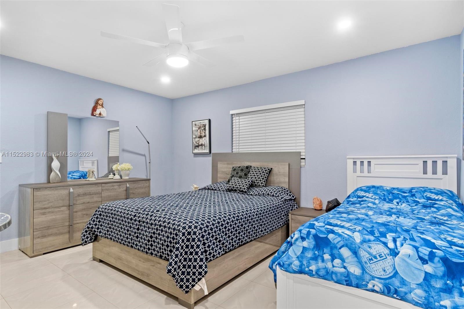 1820 27th Ave, Hollywood, FL, 33020 United States, 3 Bedrooms Bedrooms, ,2 BathroomsBathrooms,Residential,For Sale,27th Ave,A11522983