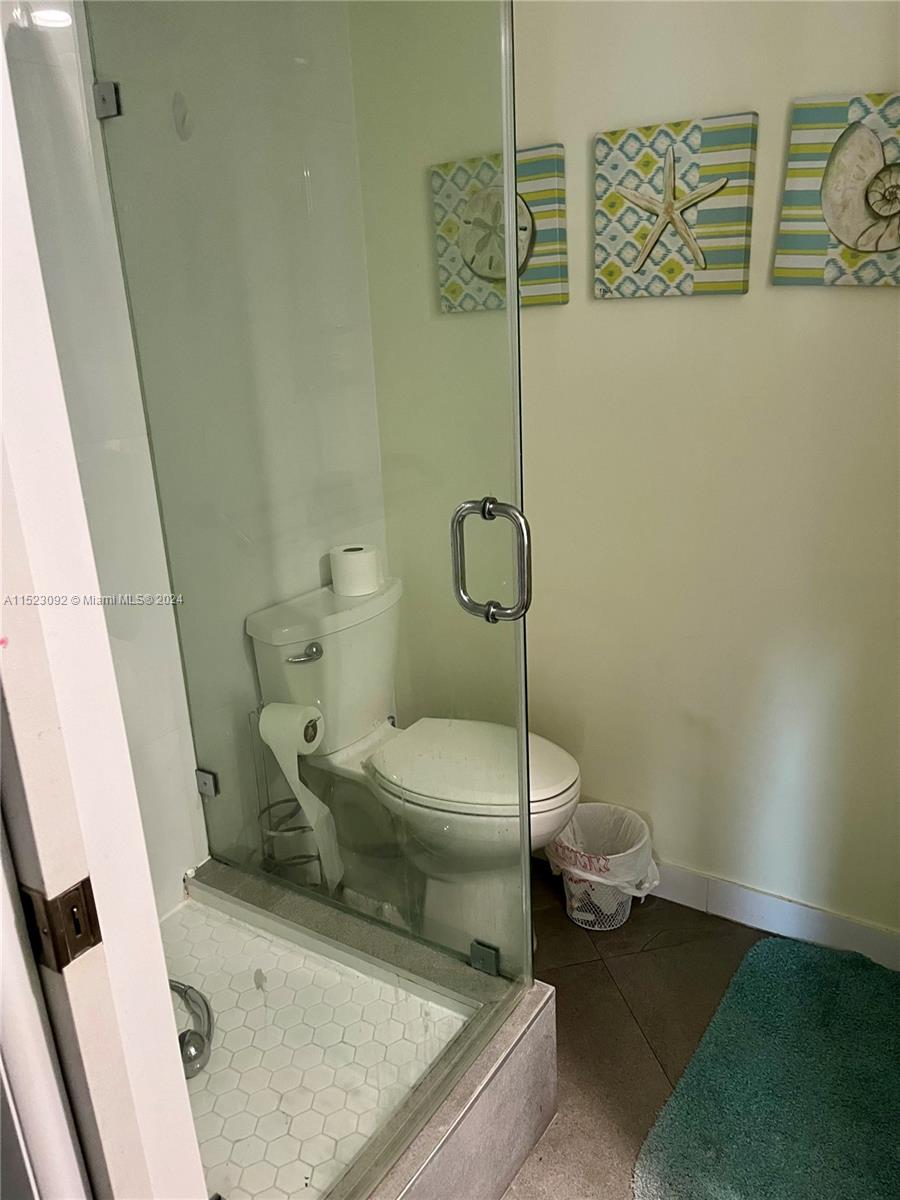 1000 Parkview Dr, Hallandale Beach, FL, 33009 United States, 2 Bedrooms Bedrooms, ,1 BathroomBathrooms,Residential,For Sale,Parkview Dr,A11523092