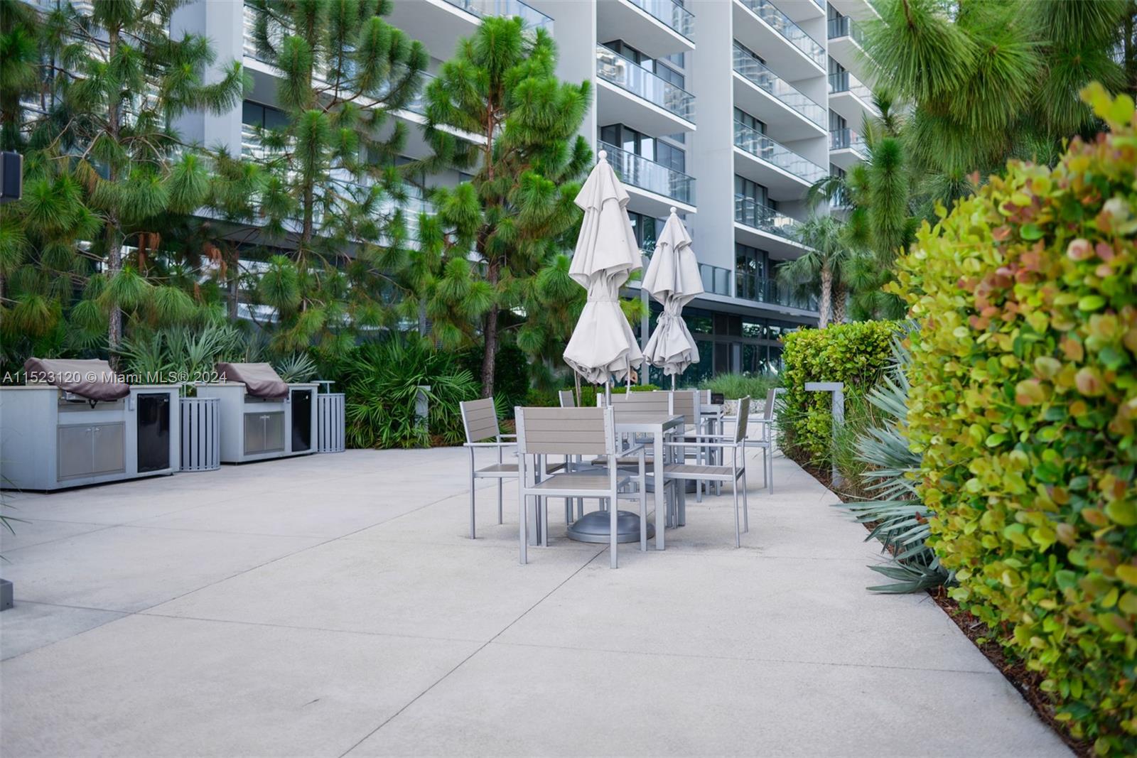 68 6th St, Miami, FL, 33131 United States, 1 Bedroom Bedrooms, ,1 BathroomBathrooms,Residential,For Sale,6th St,A11523120