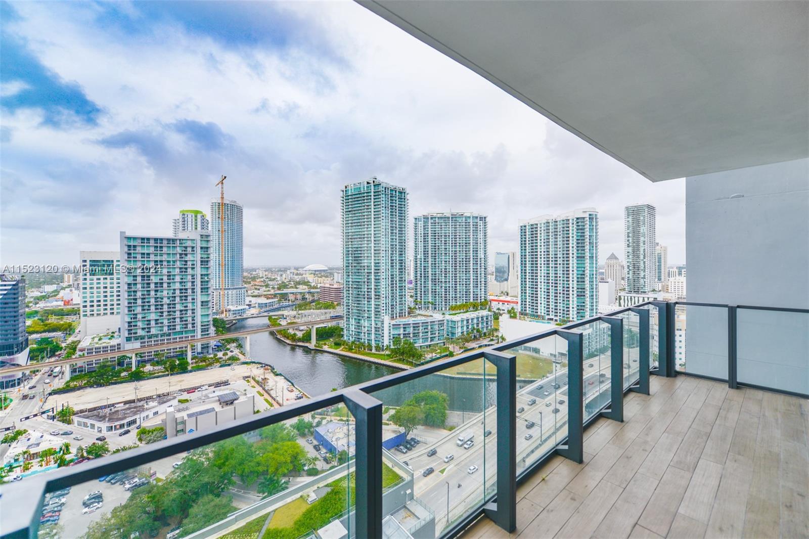 68 6th St, Miami, FL, 33131 United States, 1 Bedroom Bedrooms, ,1 BathroomBathrooms,Residential,For Sale,6th St,A11523120